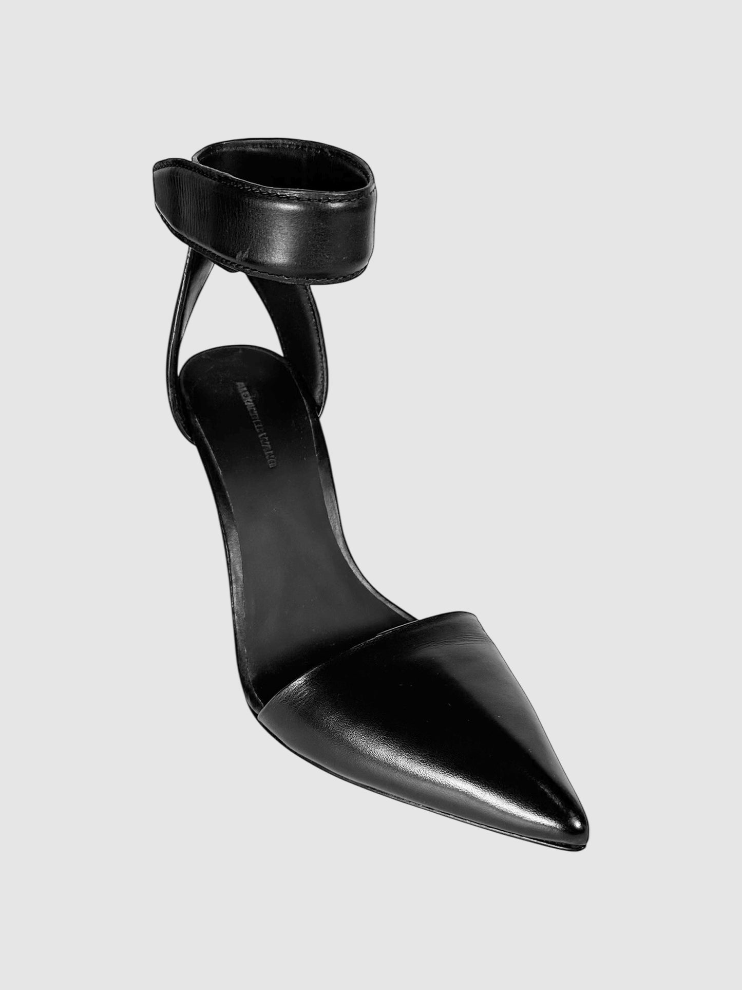 Leather Liya Pumps