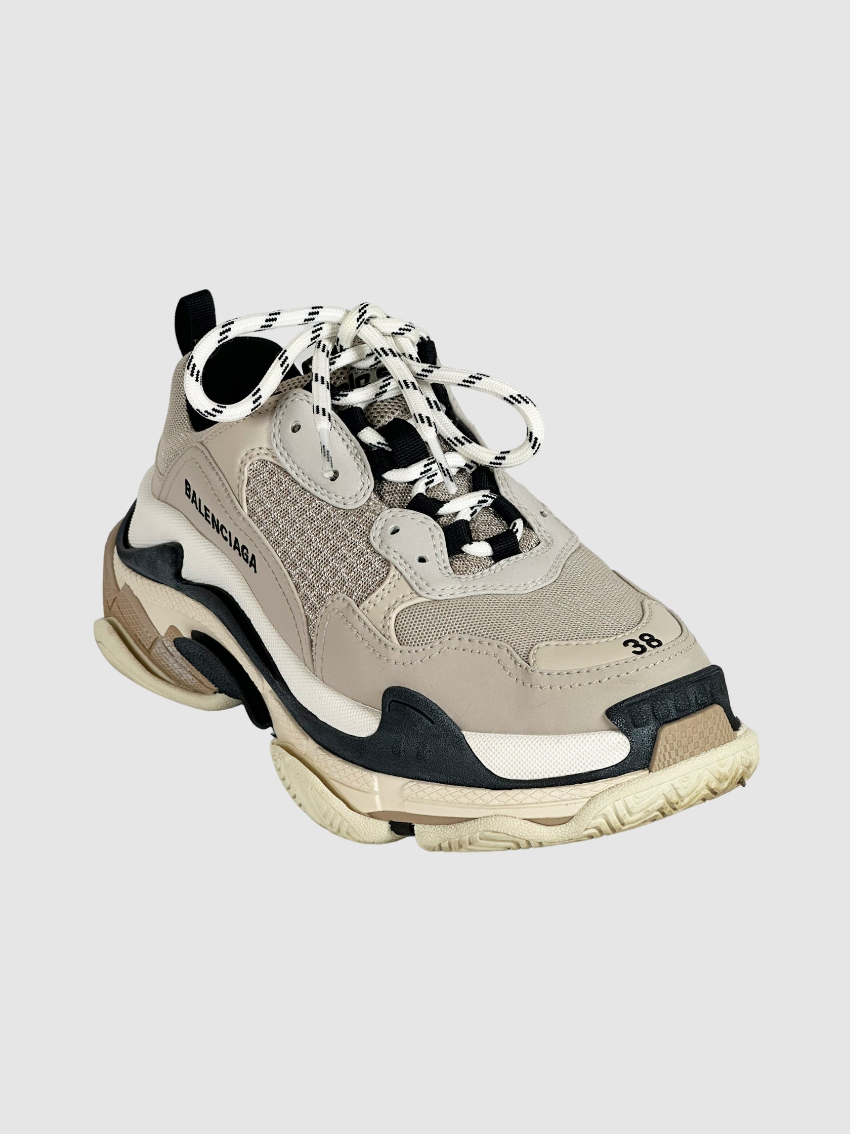 Balenciaga triple s 38 online