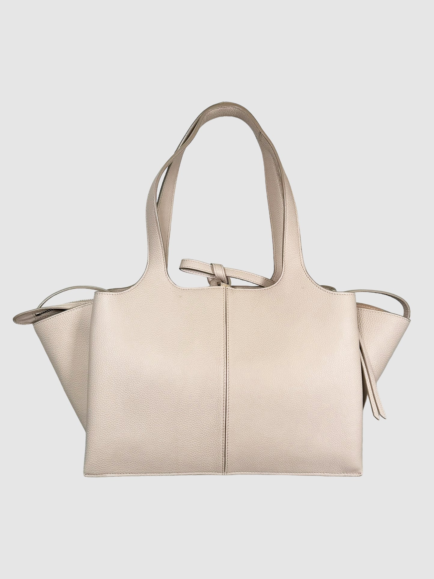 Celine Light Pink Vertical Tri-fold Leather Shoulder Tote Bag Consignment Secondhand Designer Luxury Resale Toronto Trendy