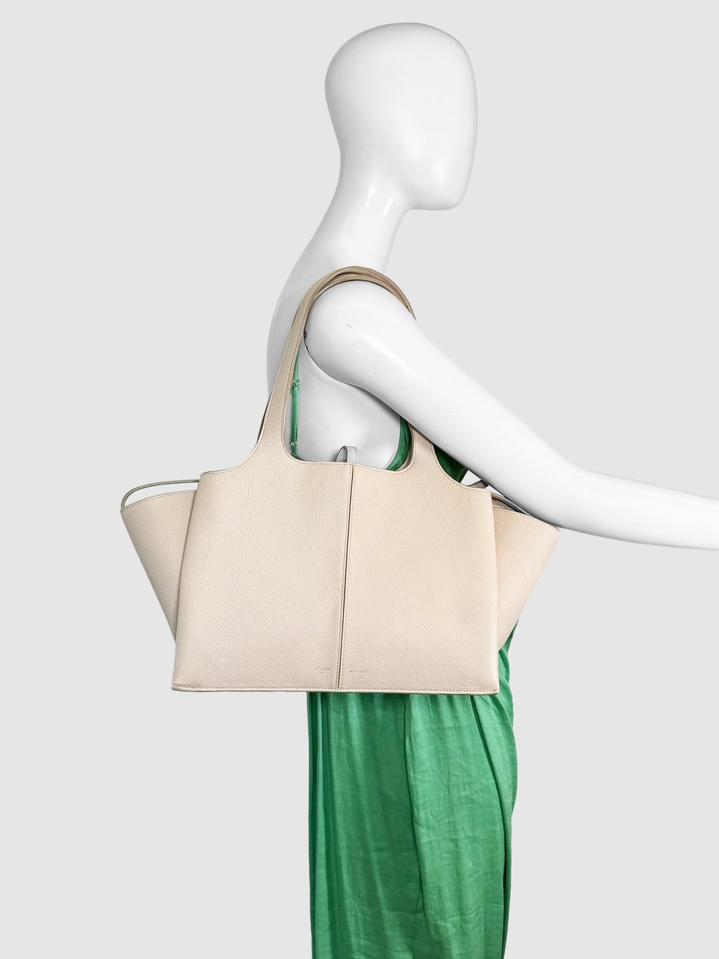 Celine Light Pink Vertical Tri-fold Leather Shoulder Tote Bag Consignment Secondhand Designer Luxury Resale Toronto Trendy