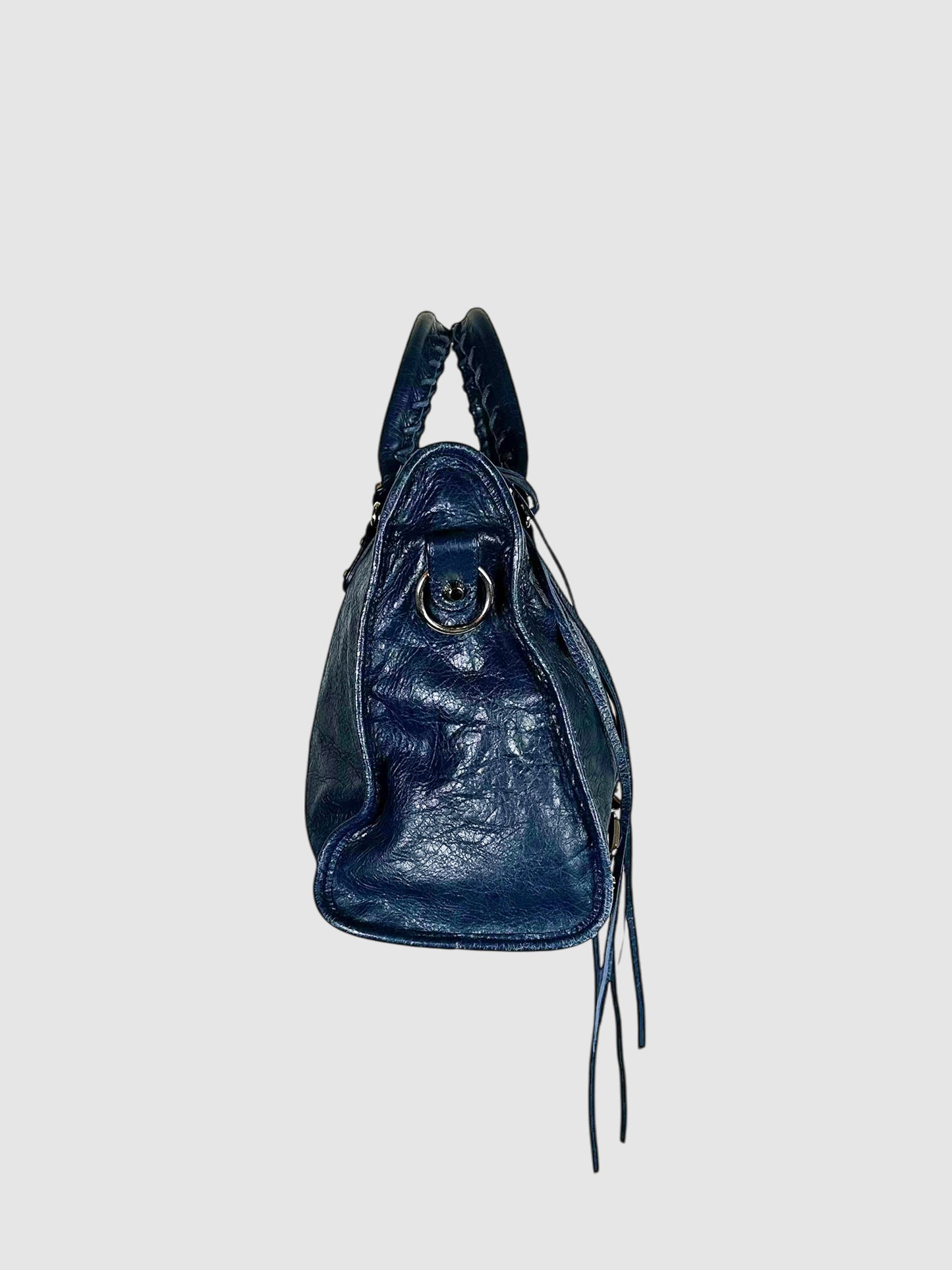Classic City Shoulder Bag