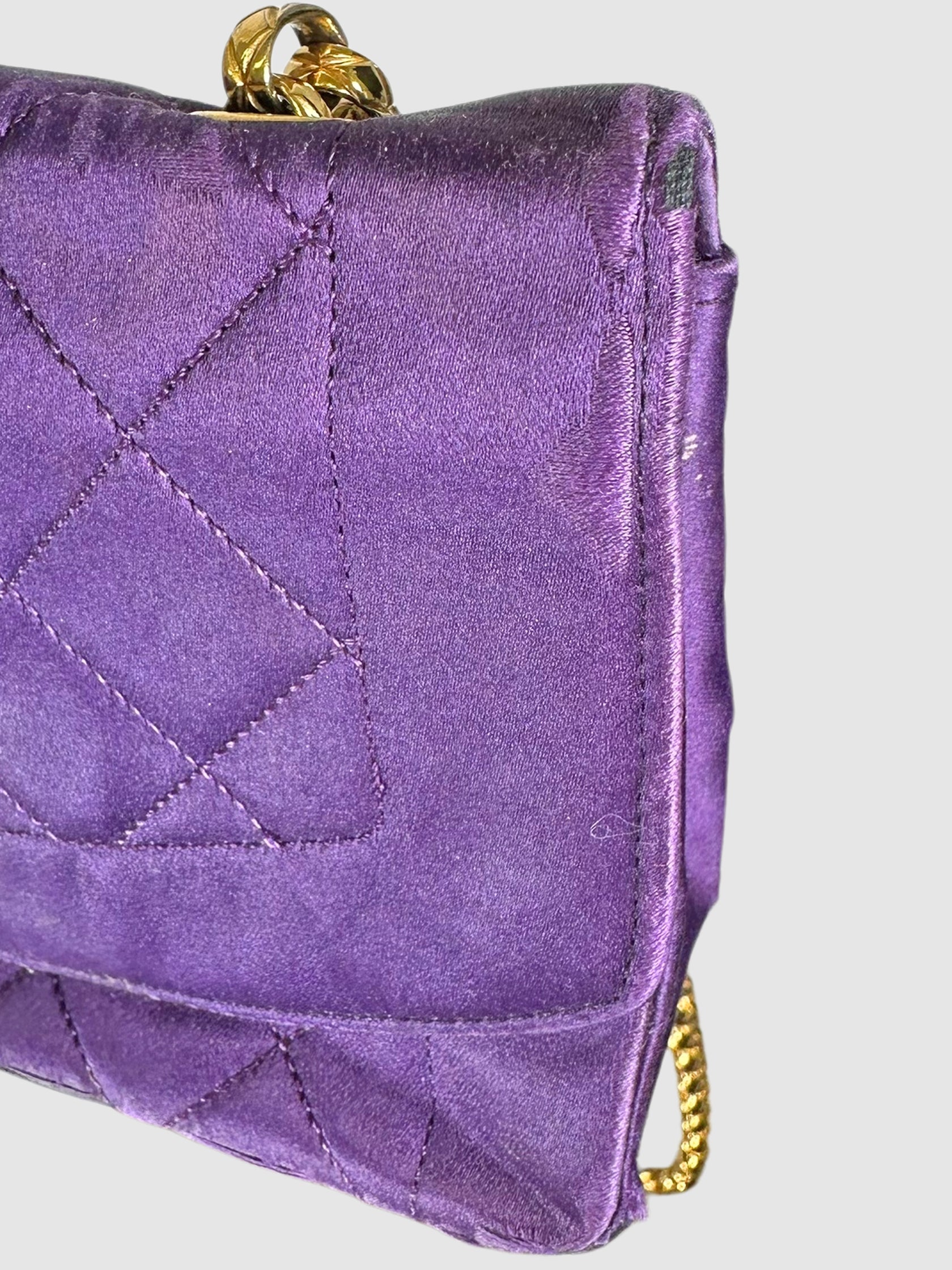1989-1991 24K Gold Chain Strap Bag