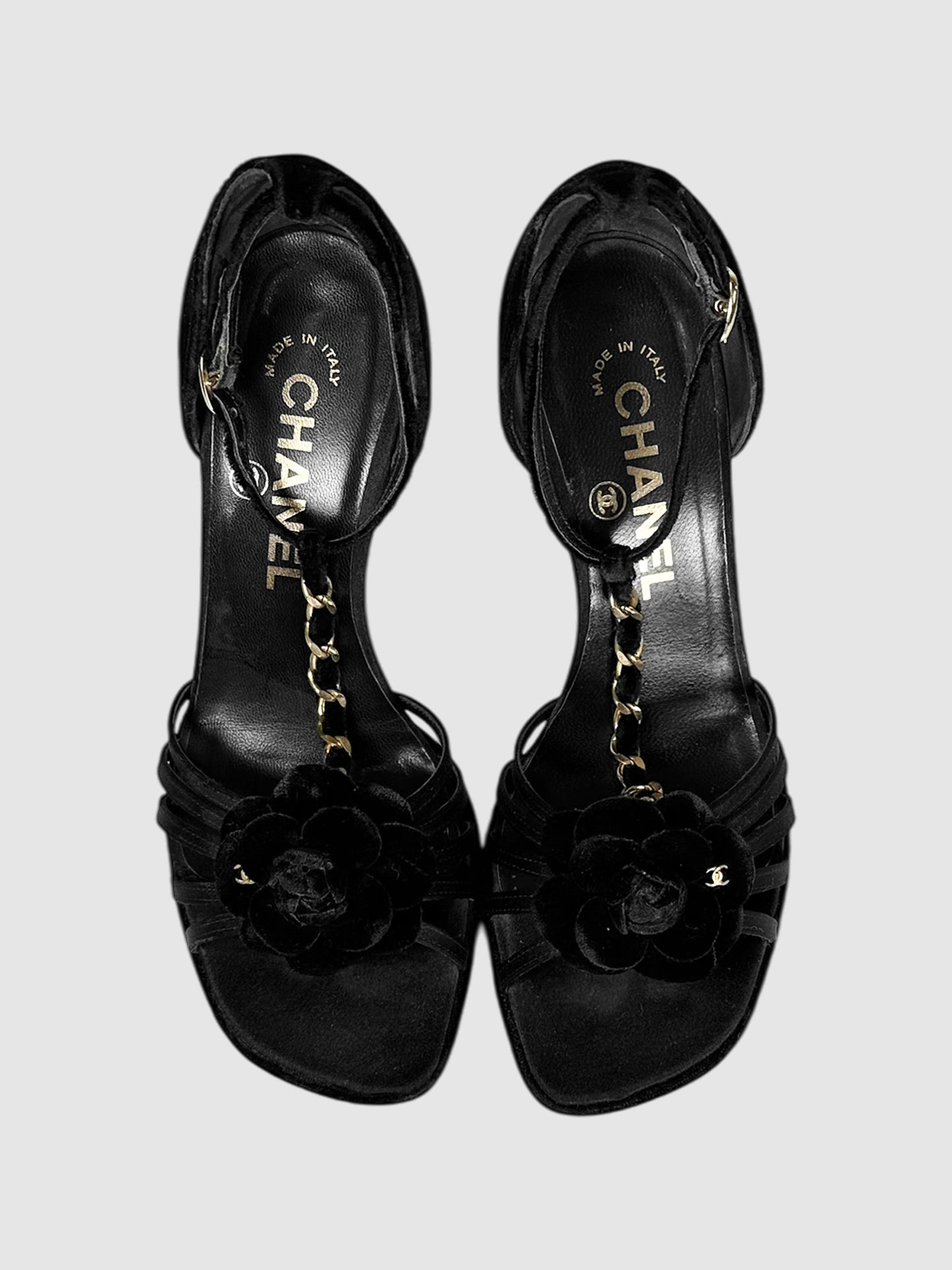 Velvet Camellia Pumps