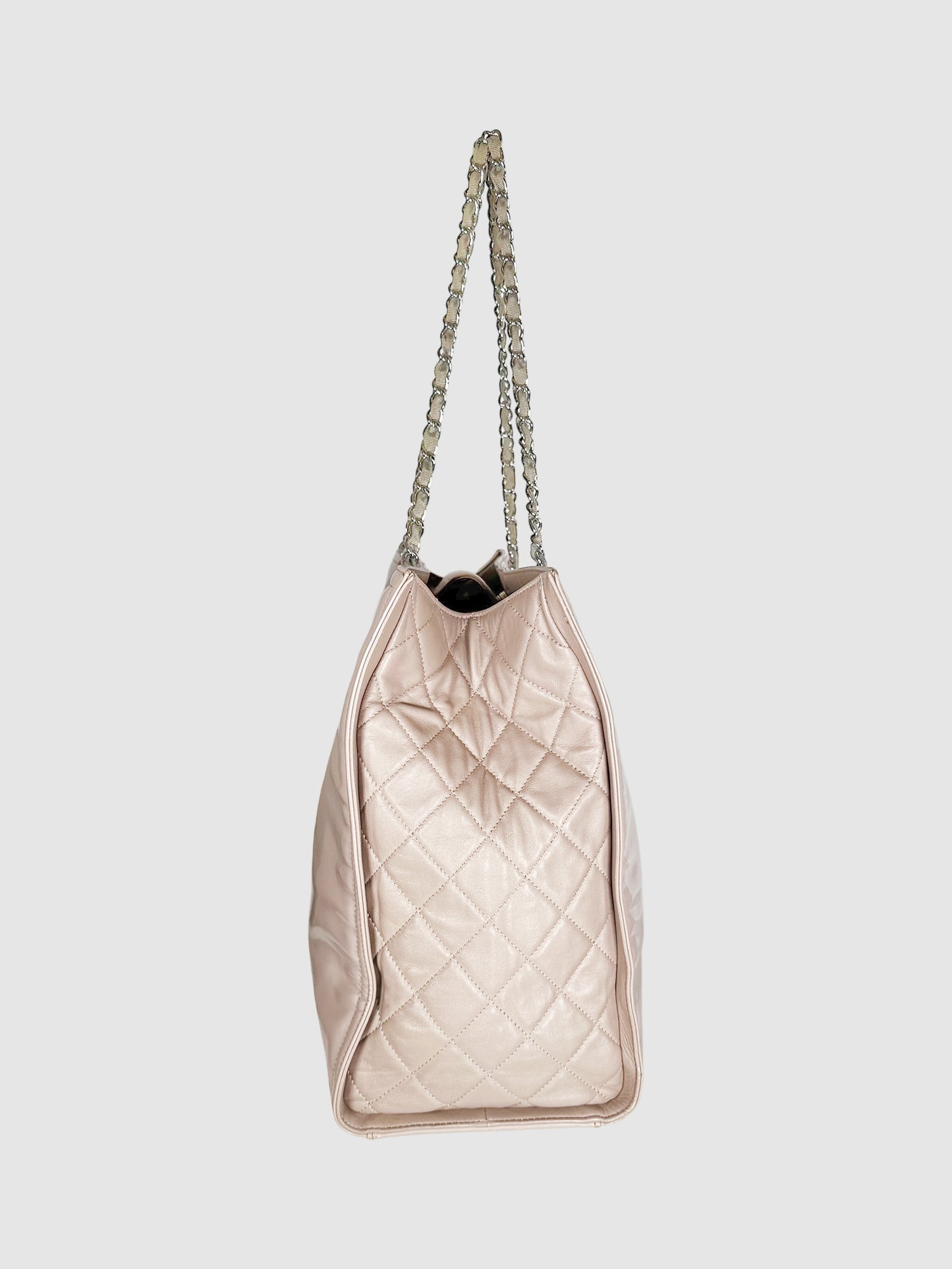 Lipstick Tote Bag