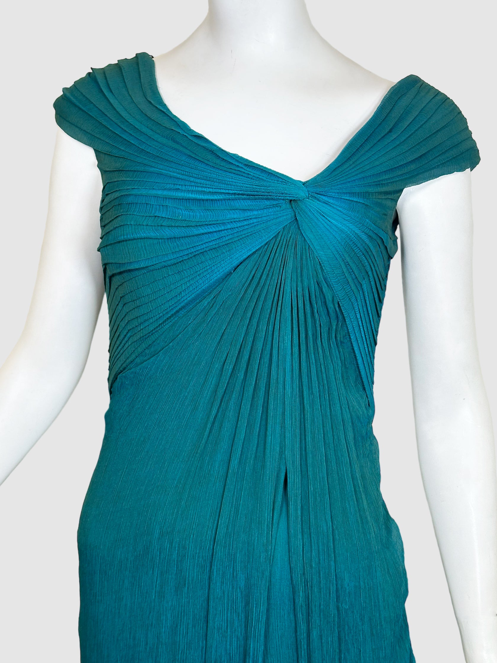 Tadashi Pleated Short-Sleeve Gown - Size 8