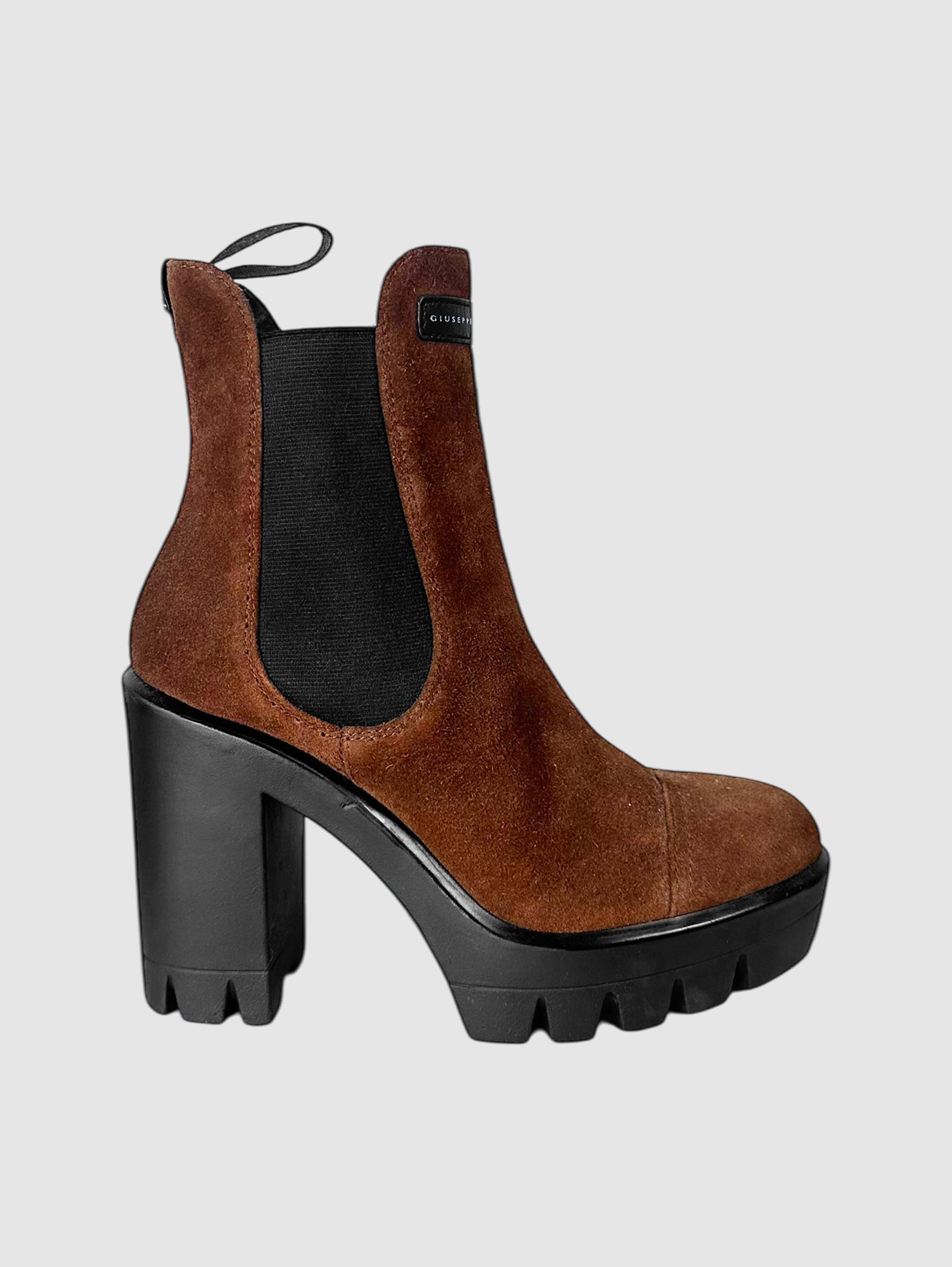 Suede Tonix Boots