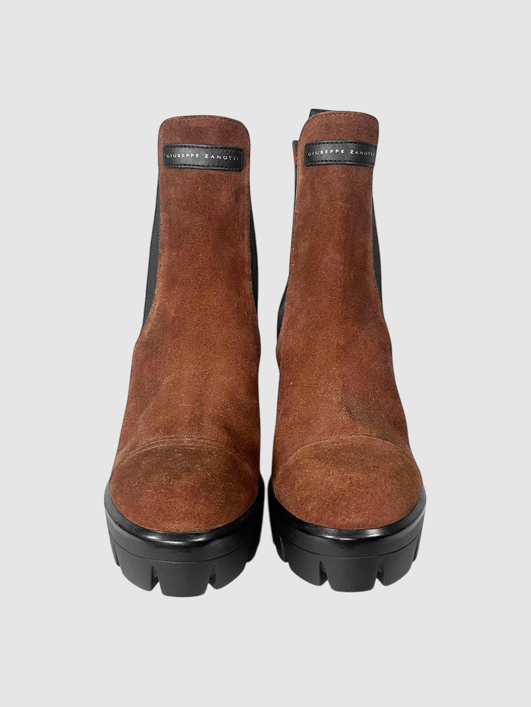 Suede Tonix Boots