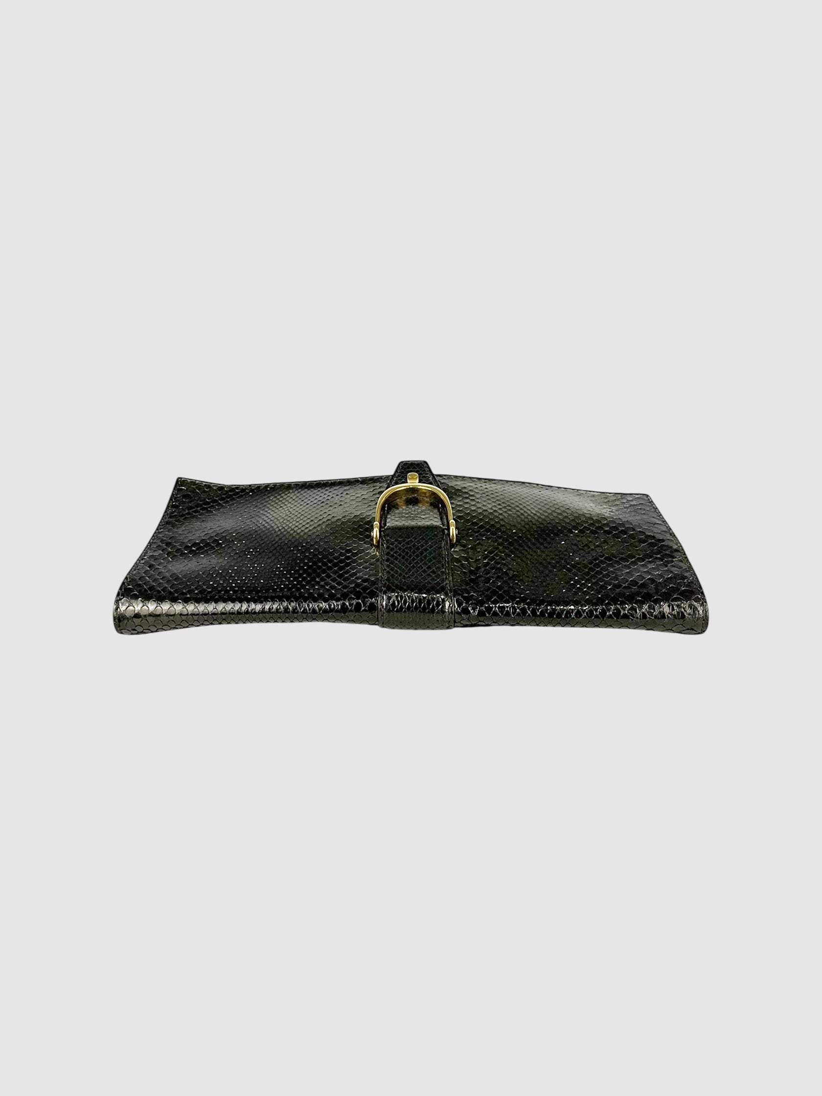 Stirrup Python Clutch