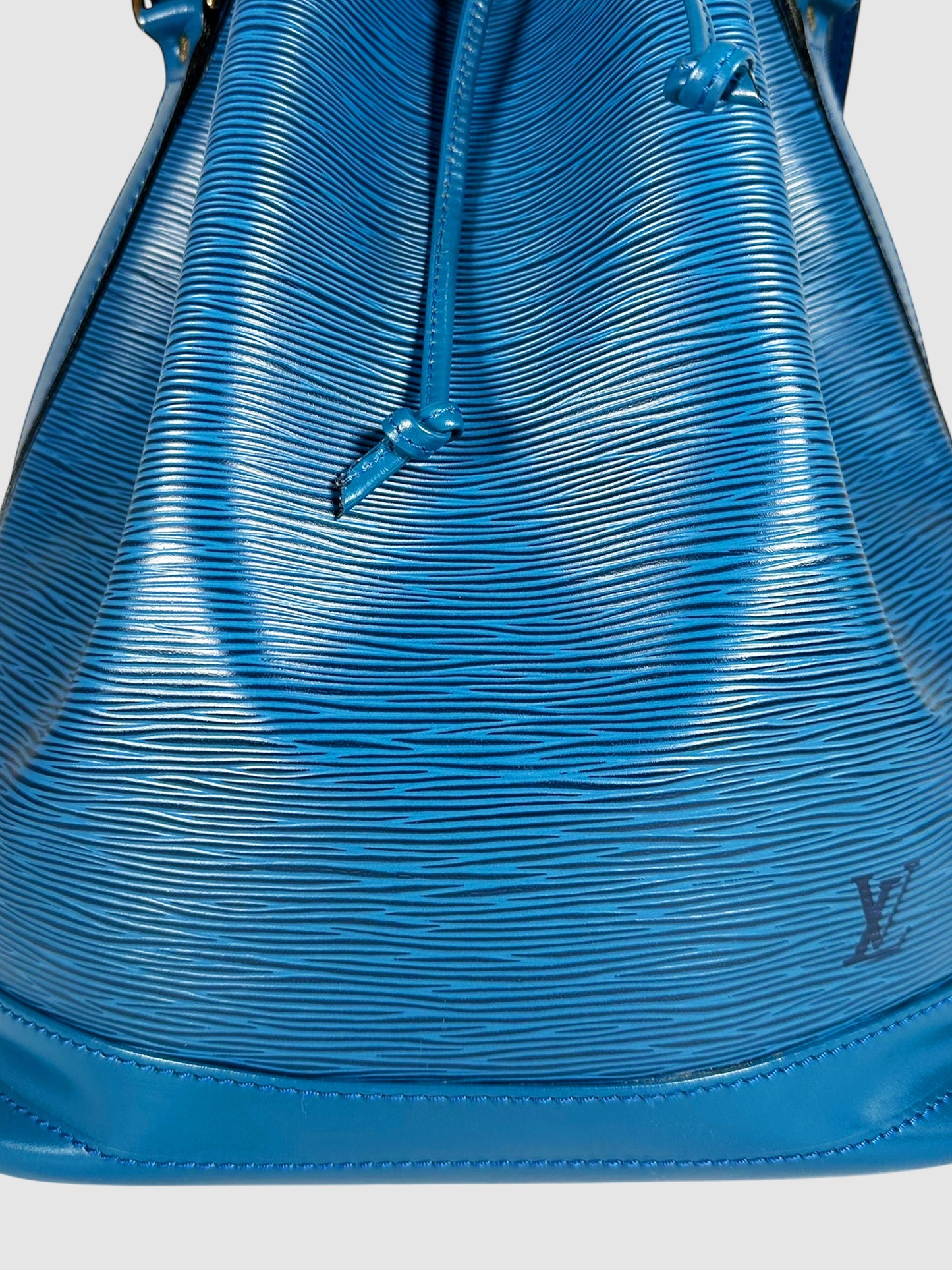 Noé GM Bucket Bag