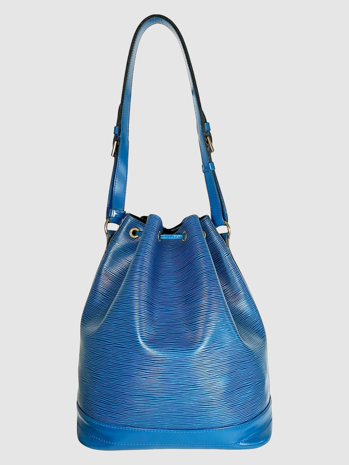 Noé GM Bucket Bag
