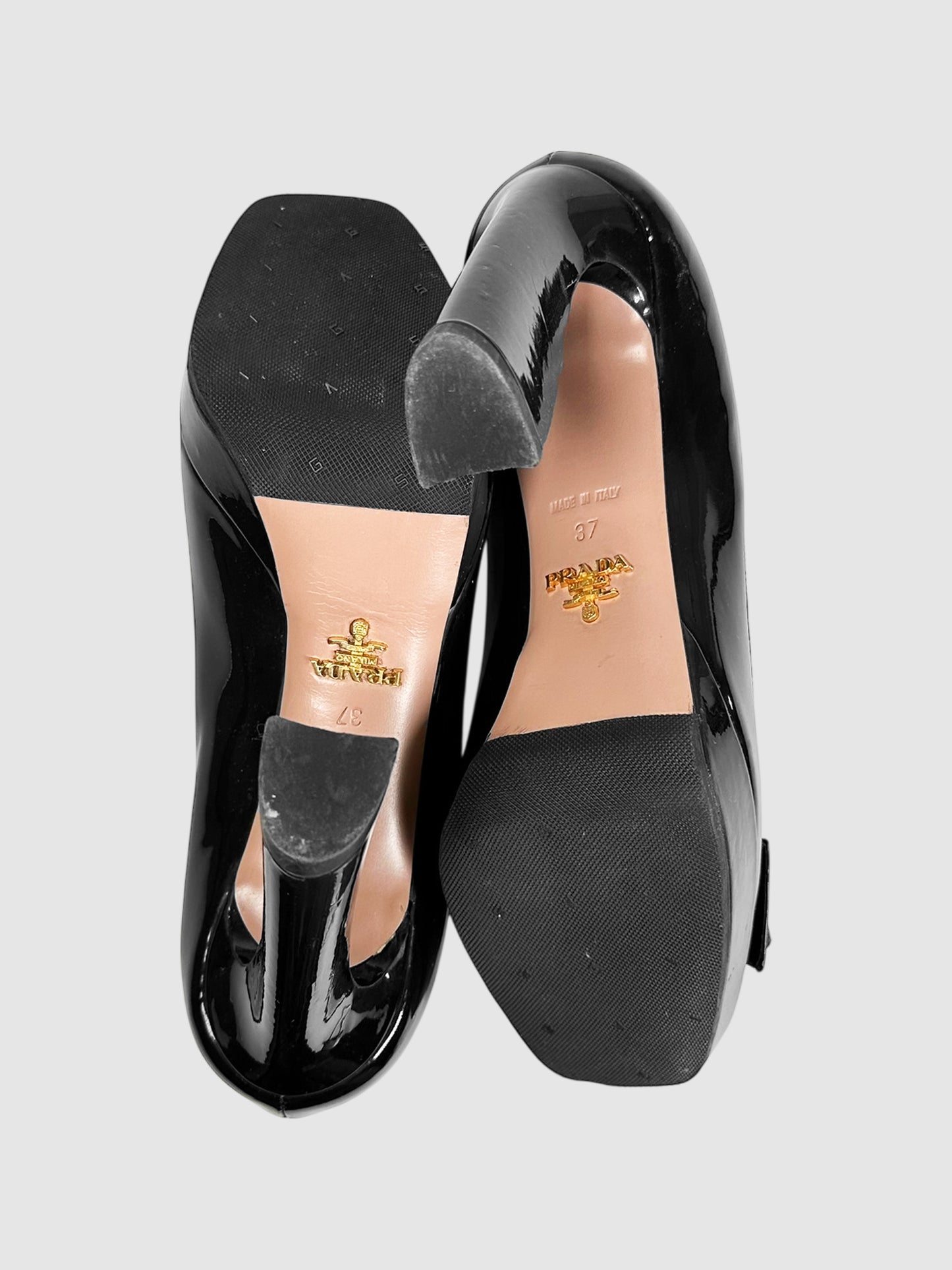 Patent Bow Pumps