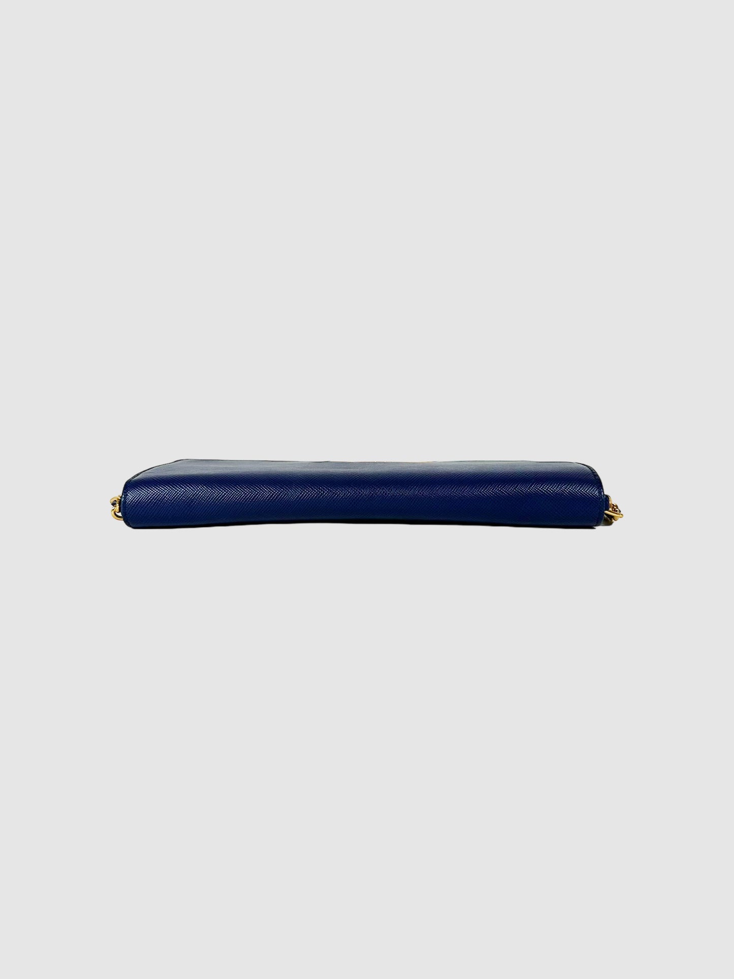 Saffiano Metal Wallet on Chain