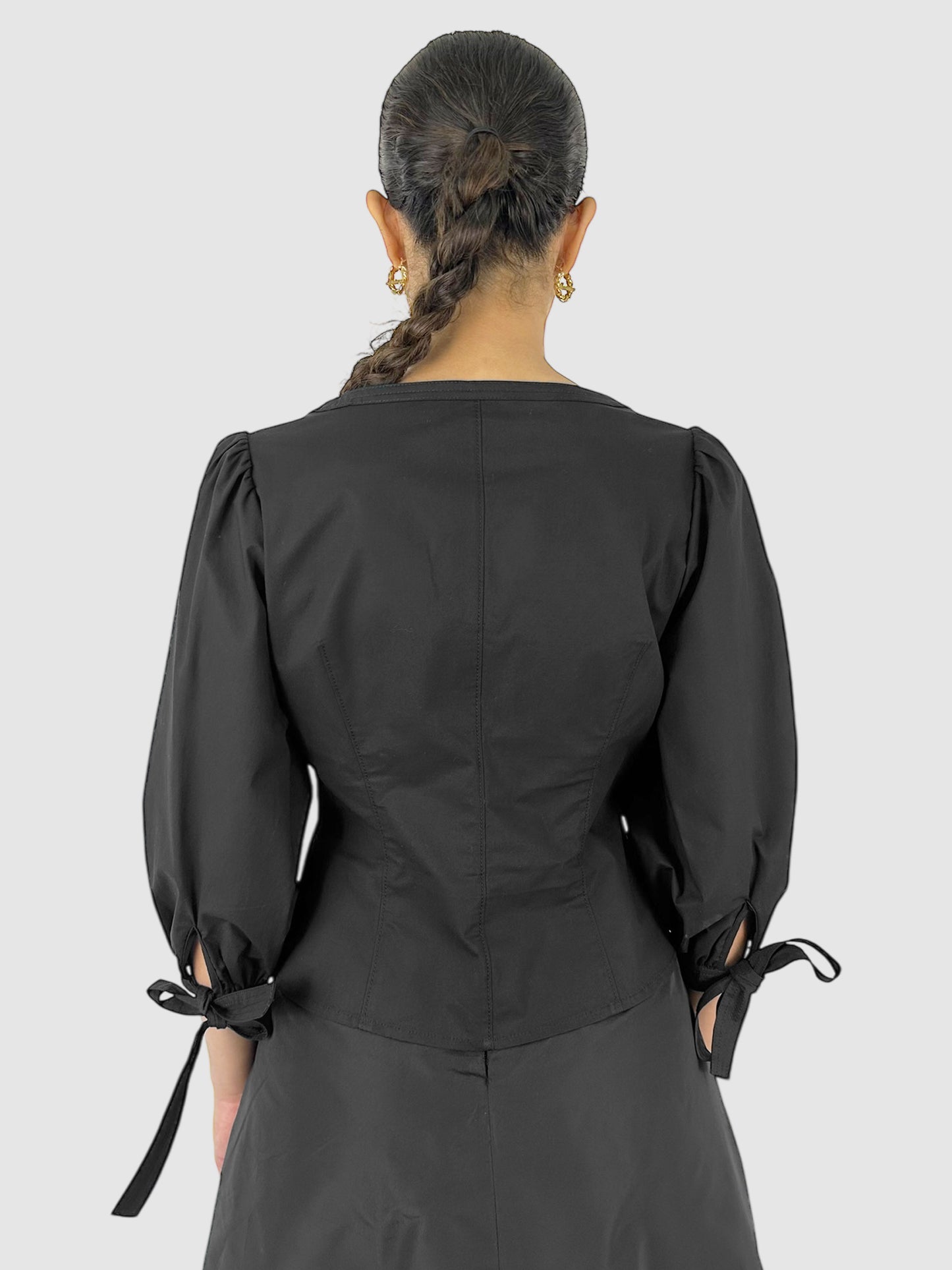 Hook Closure Top