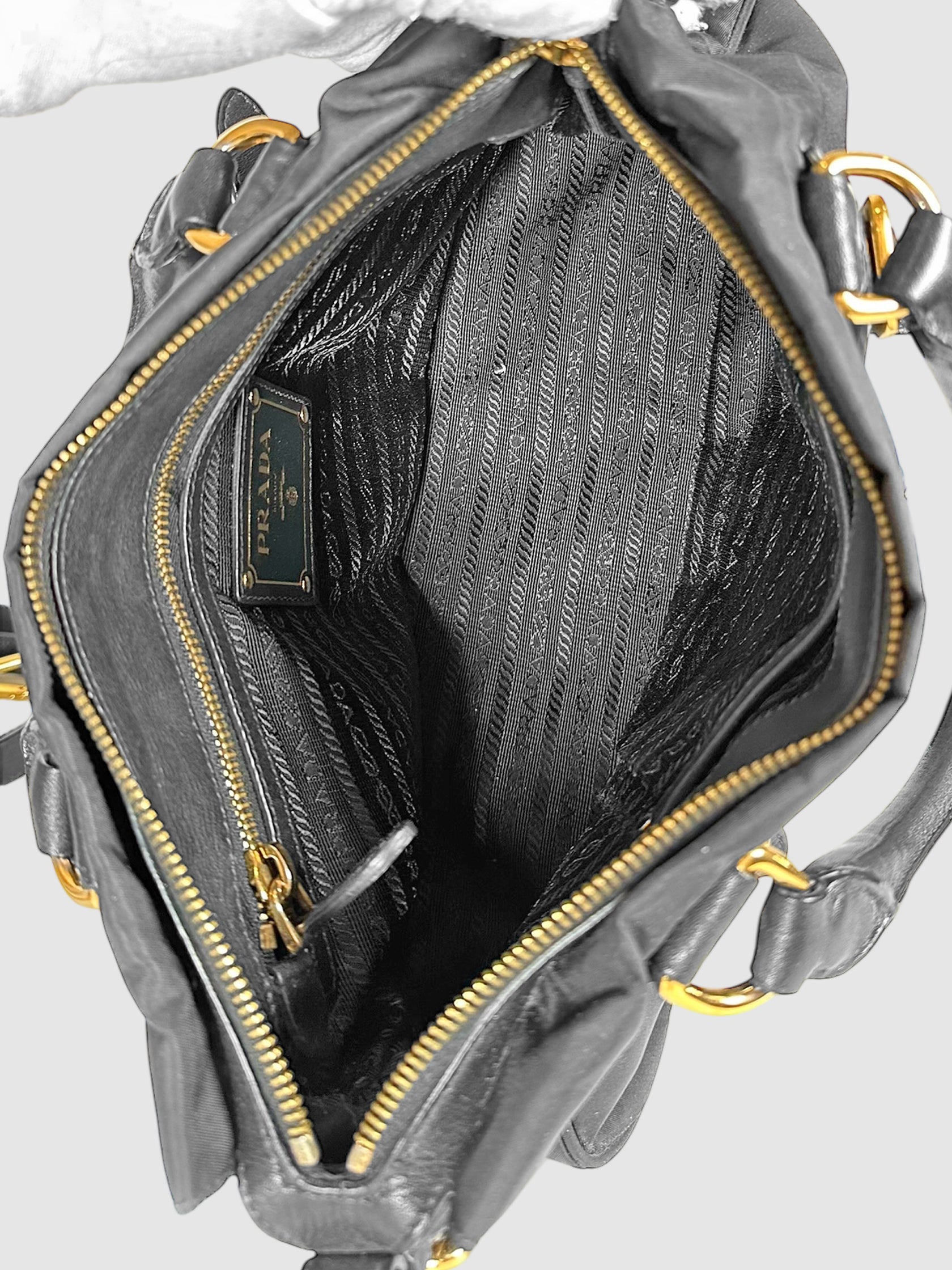 Tessuto Shoulder Bag