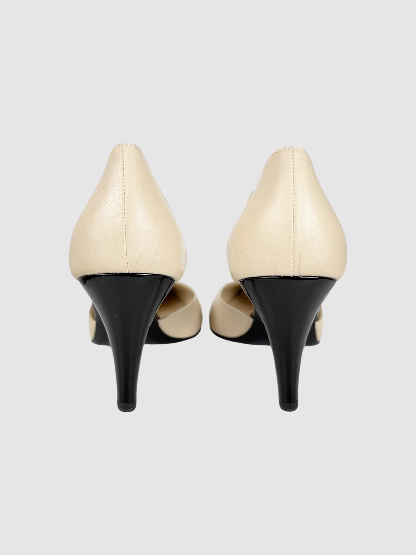 2003 D'Orsay Pumps