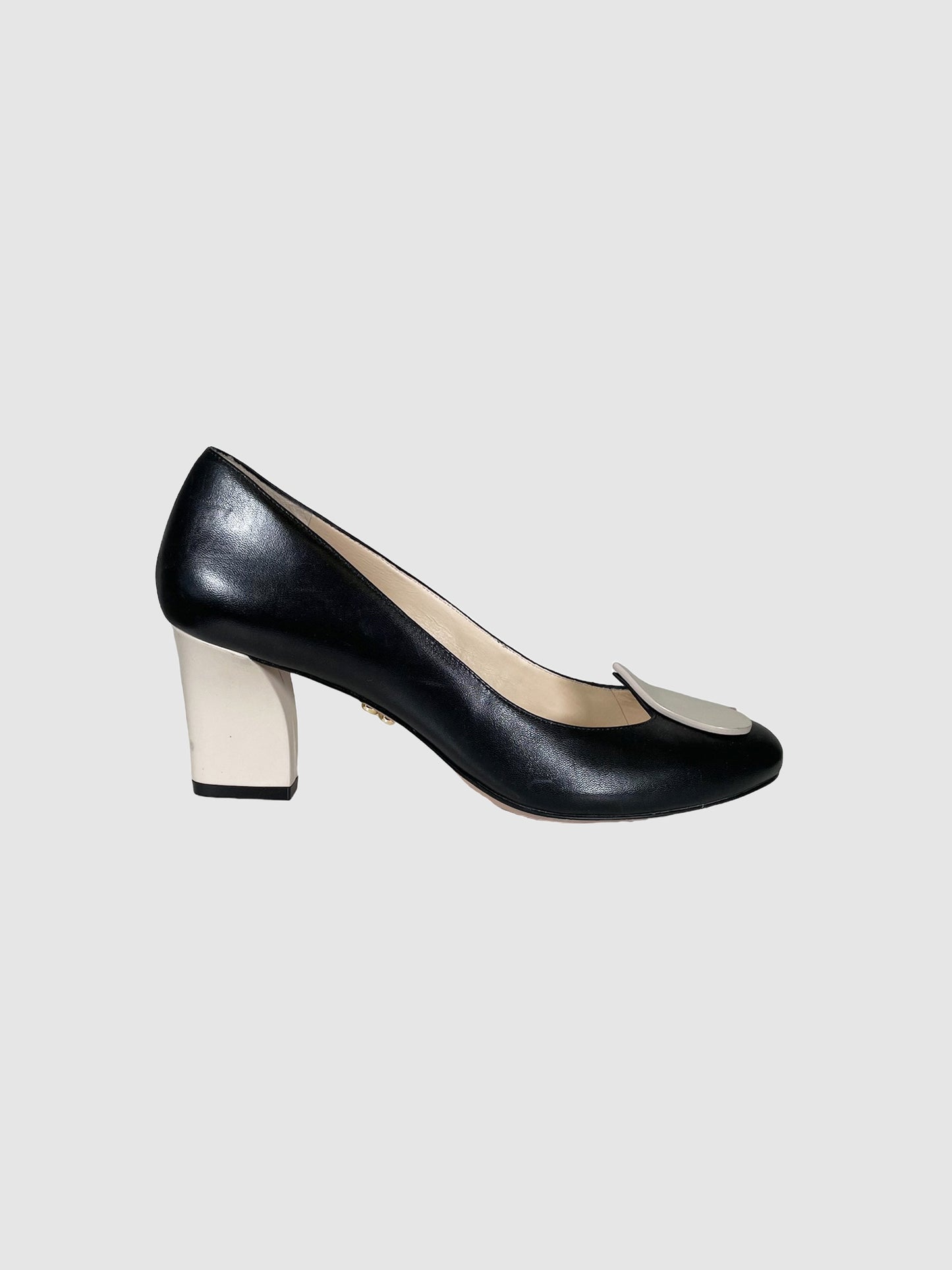 Leather Pumps with Heart - Size 37.5
