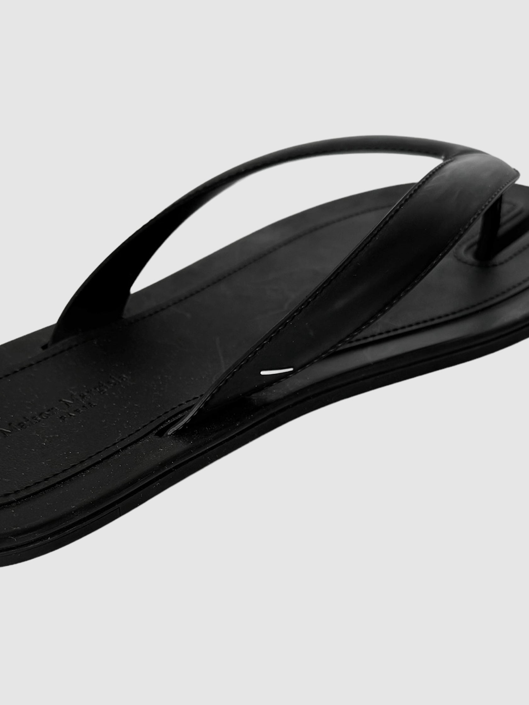 Tabi Rubber Slip-On Slides - Size 39