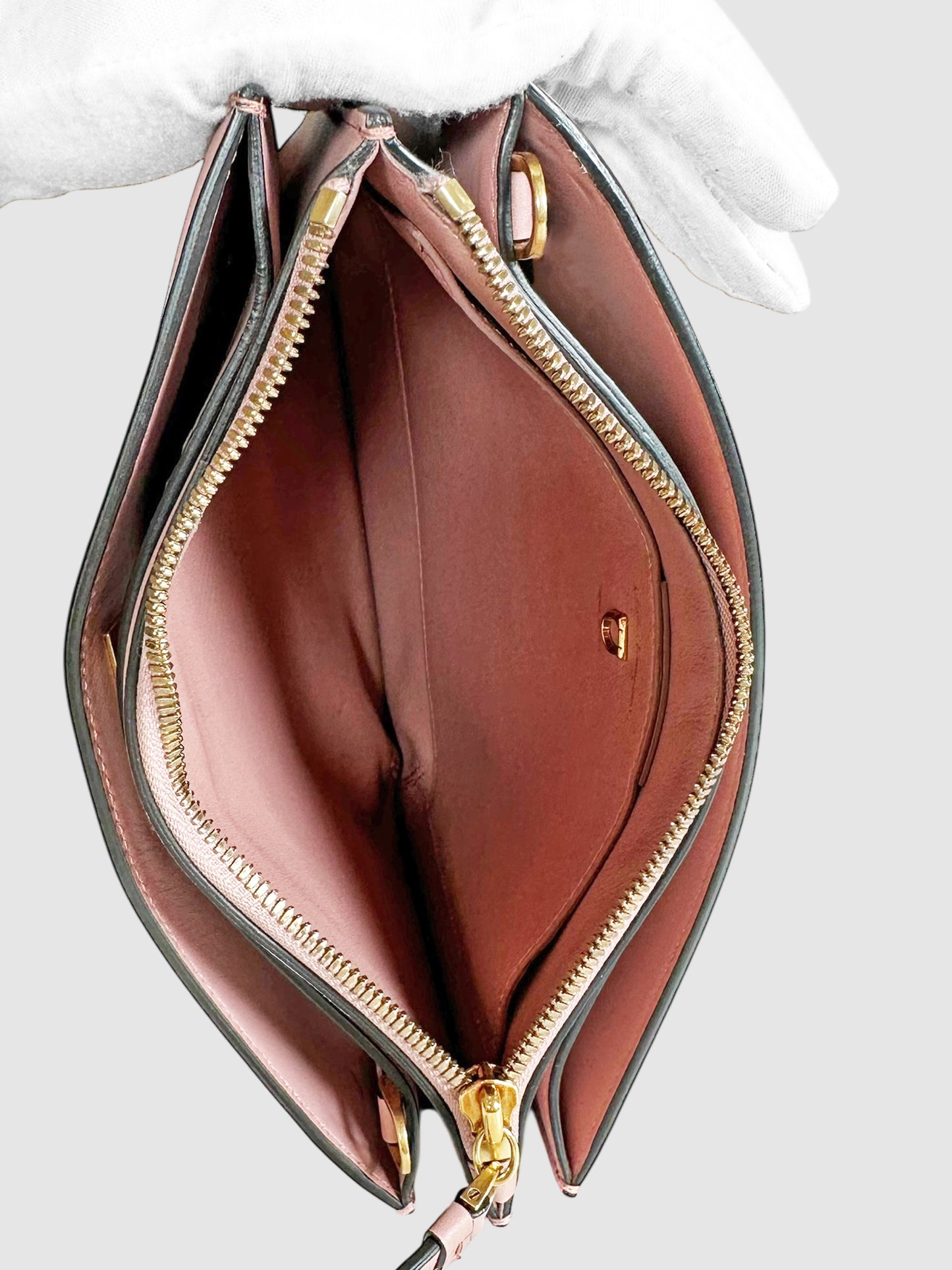 Trifolio Crossbody Bag