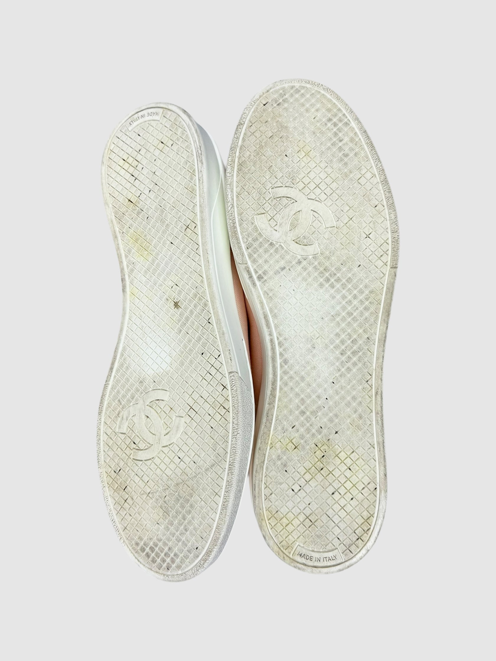 Weekender Canvas Sneakers