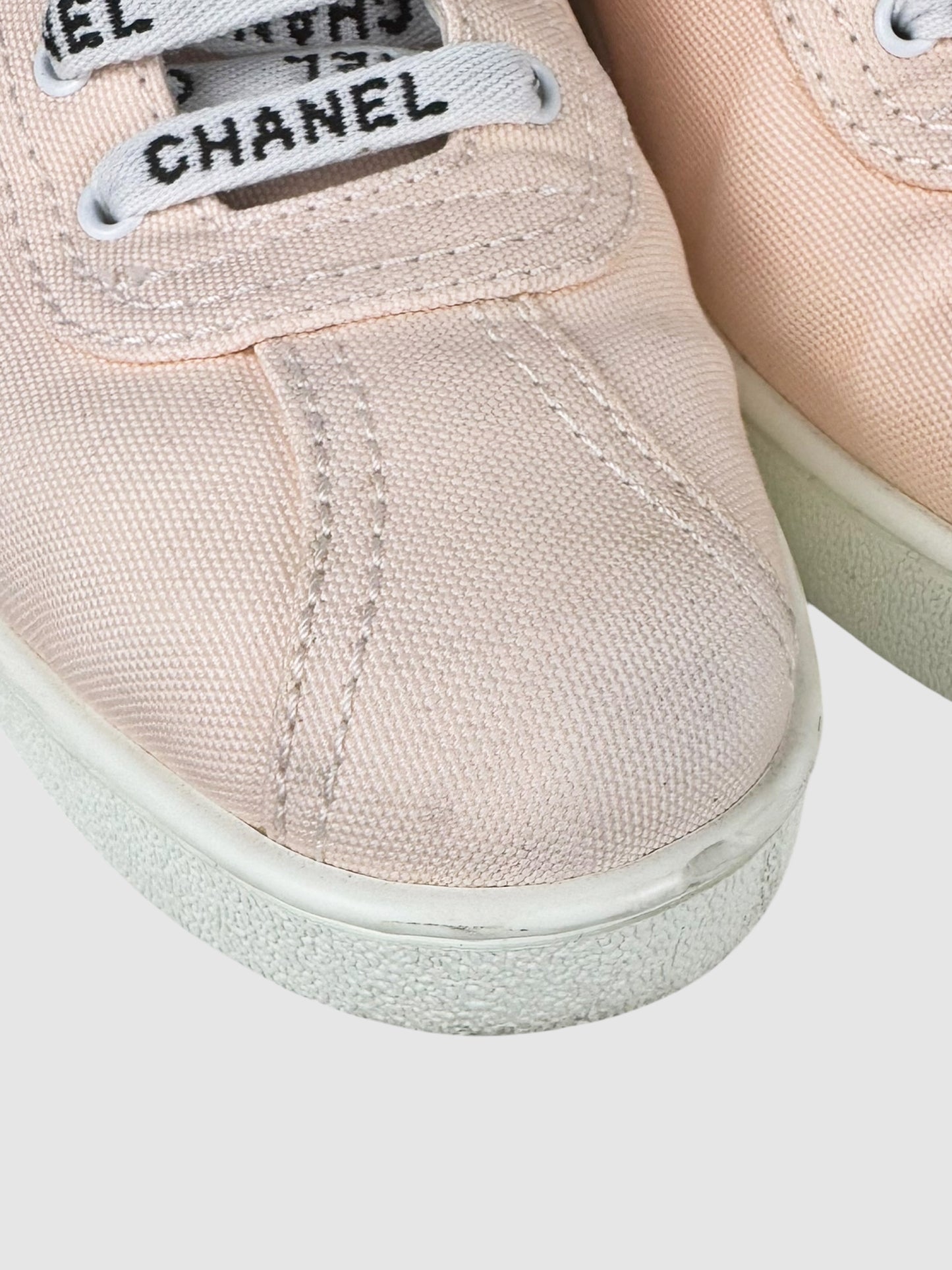 Weekender Canvas Sneakers - Size 41