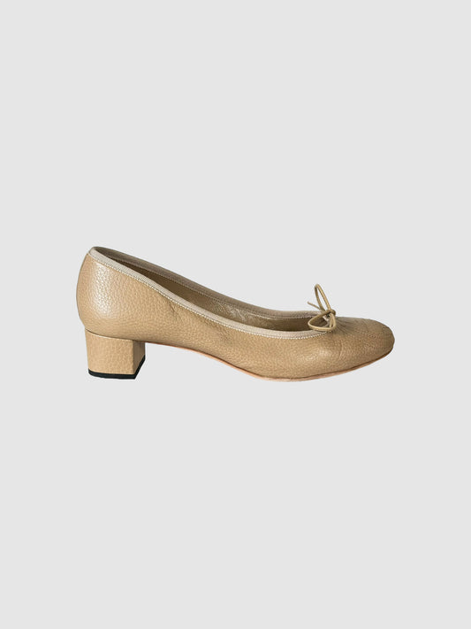 Gucci Low Heel Leather Pumps - Size 9