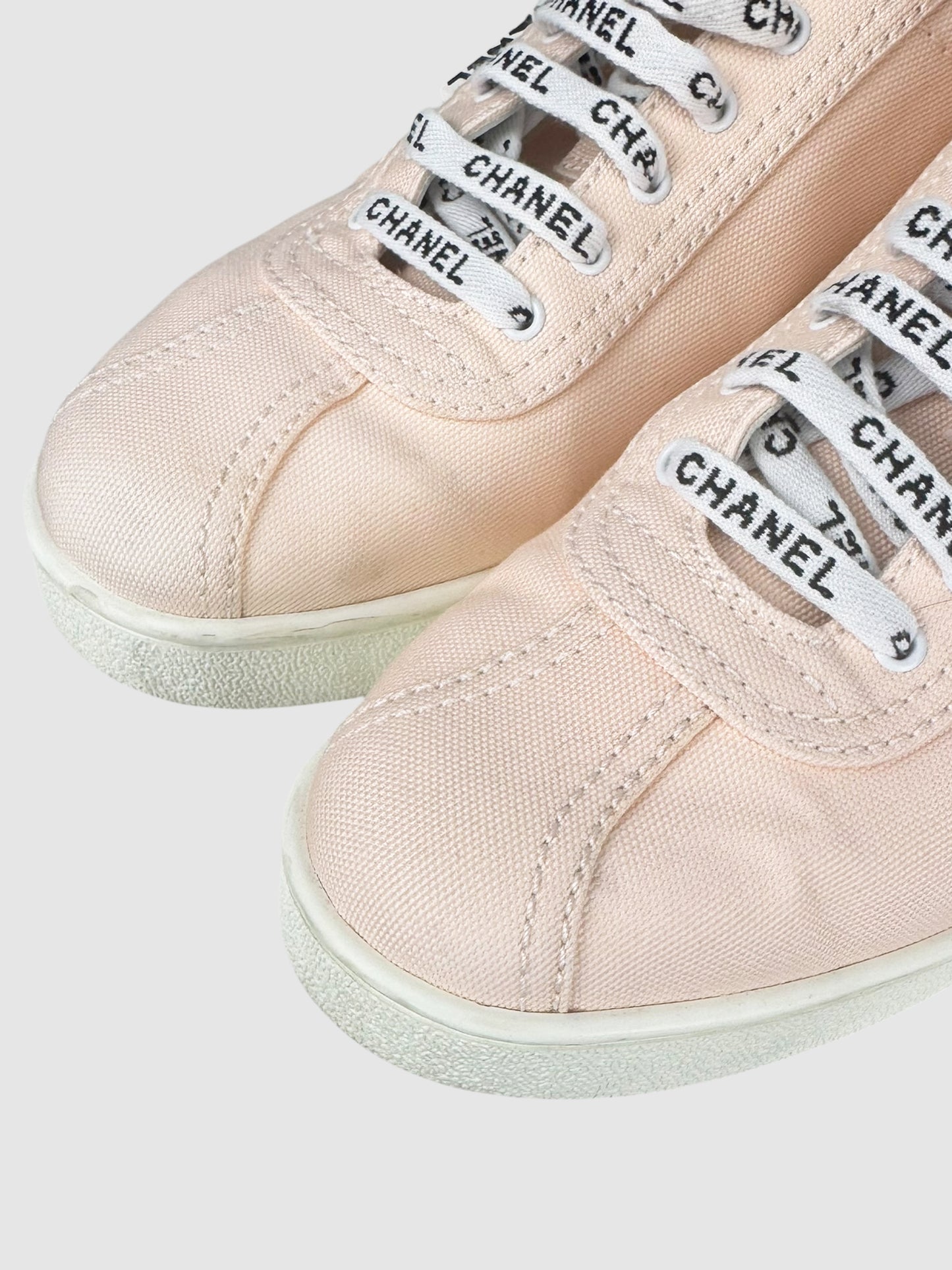 Weekender Canvas Sneakers - Size 41