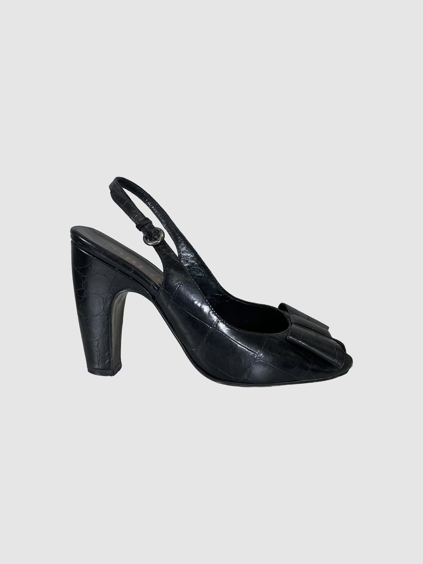 Leather Bow Accent Slingback Pumps - Size 36.5