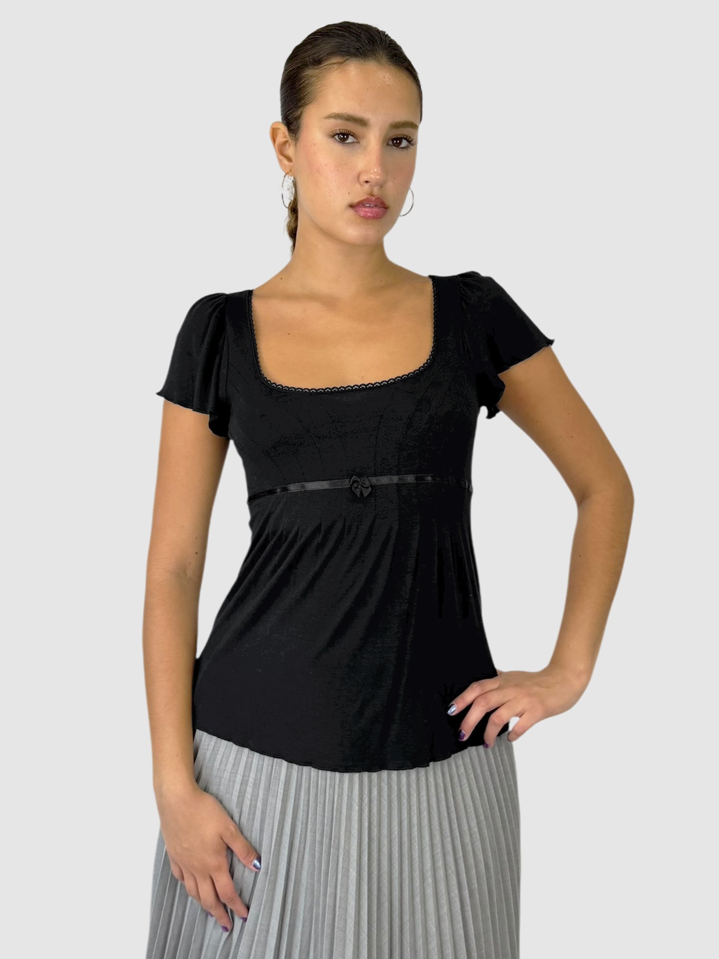 Scallop Trim Top