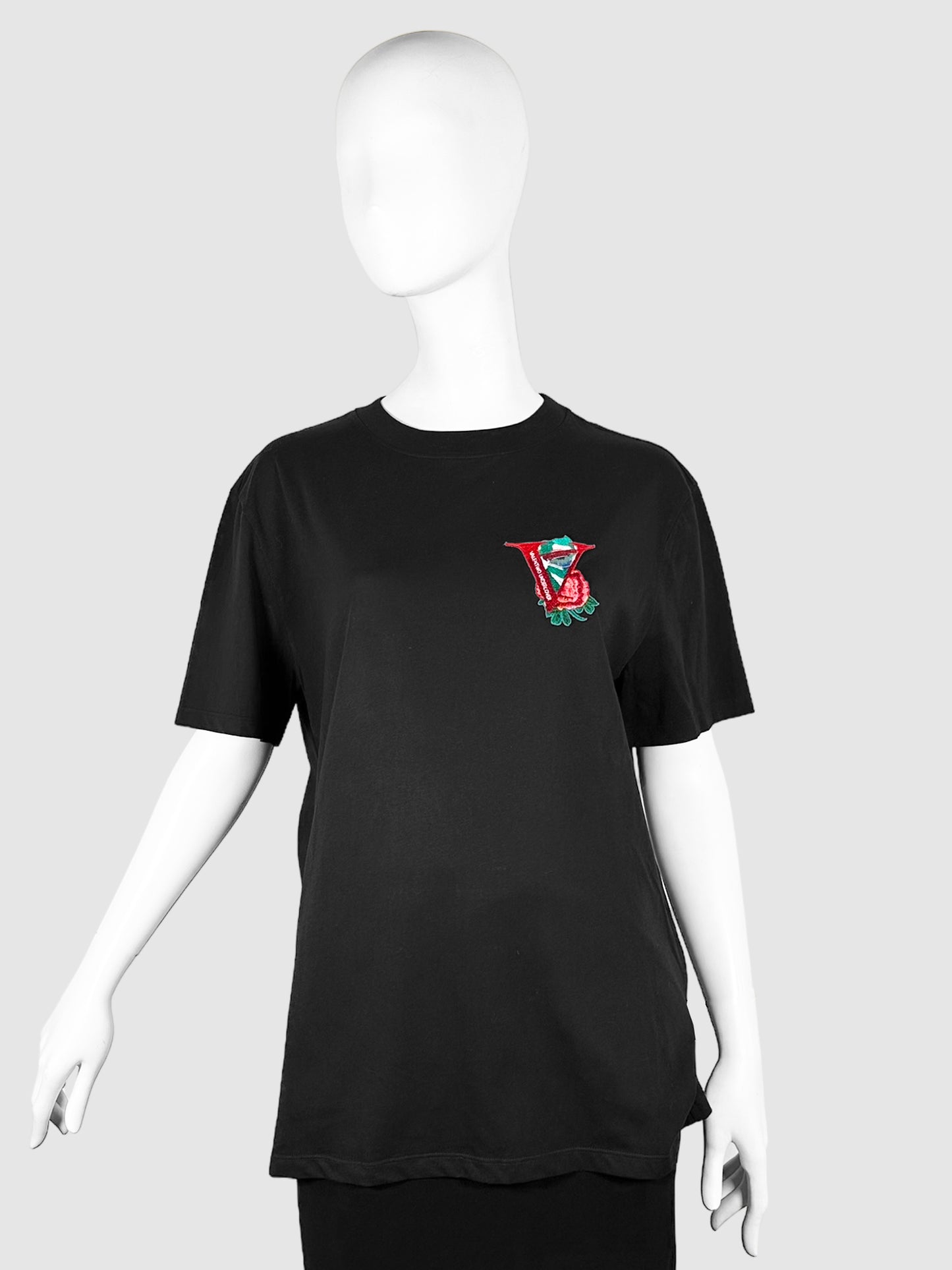 Valentino Black with Red and Green Undercover Logo Patch Short Sleeve Top Size Large Consignment Secondhand Designer Luxury Resale Toronto Trendy