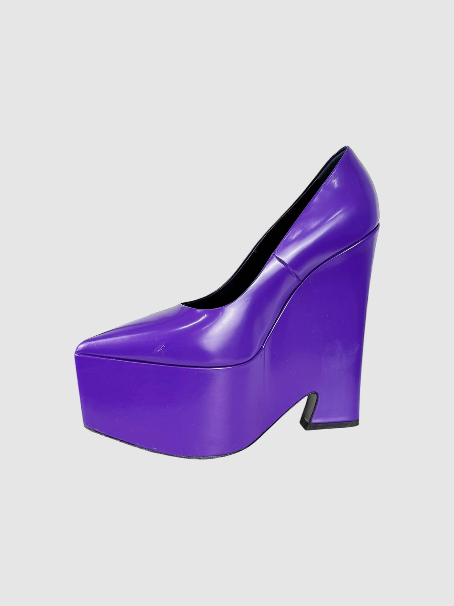 Tempest Platform Pumps - Size 39.5
