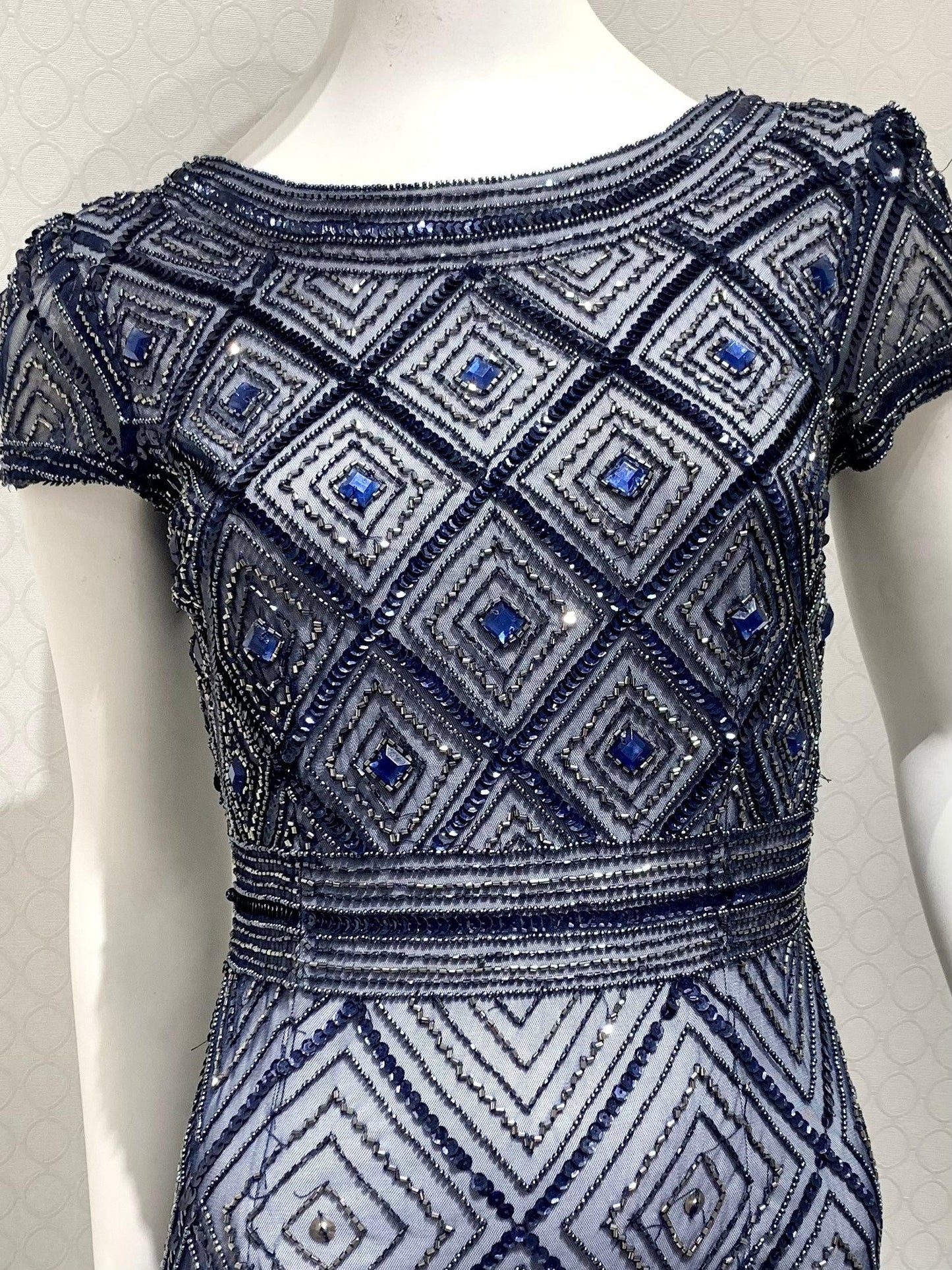Adrianna Papell - Size 6 - Second Nature Boutique