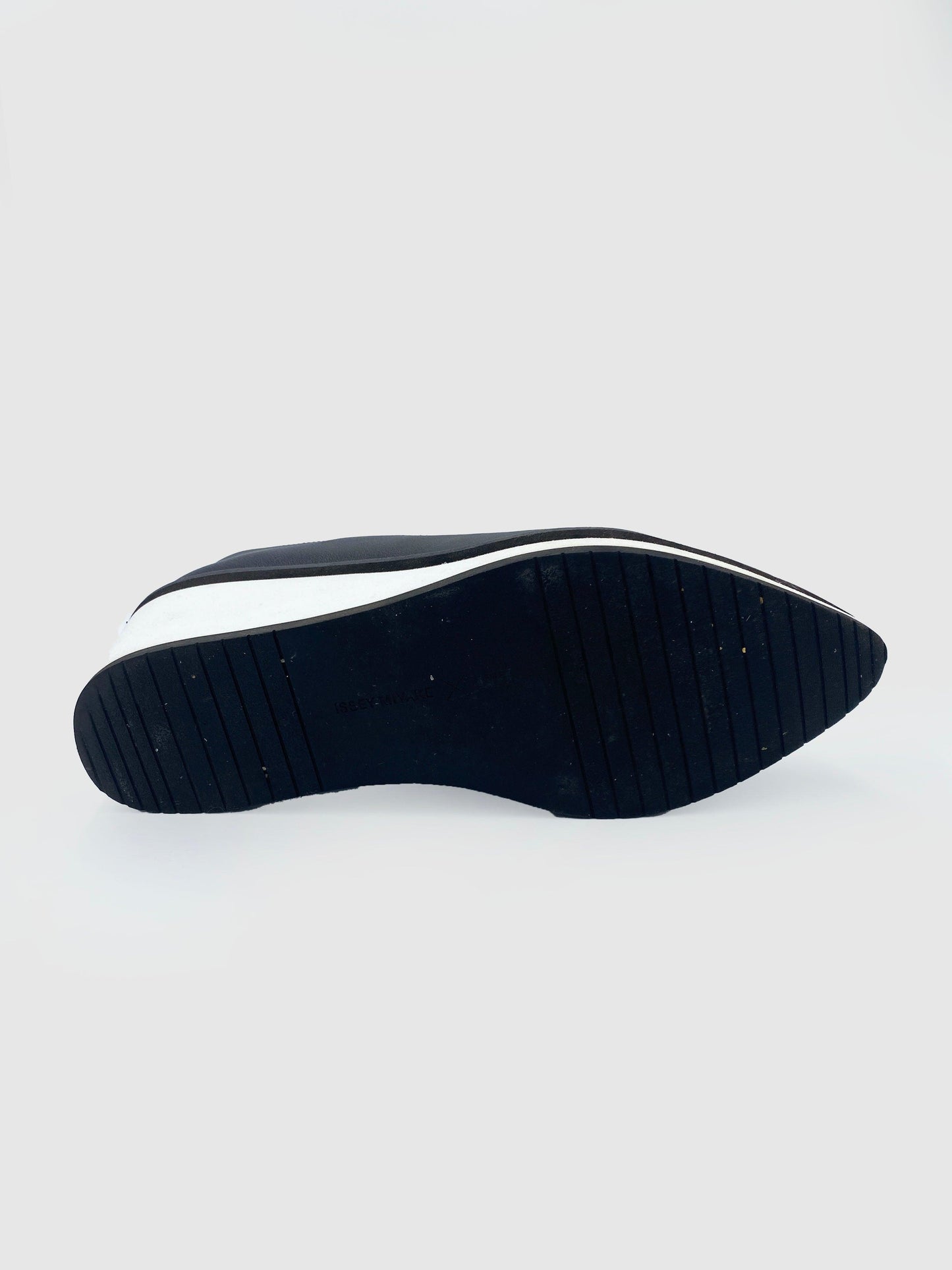Issey Miyake - Size 38 - Second Nature Boutique