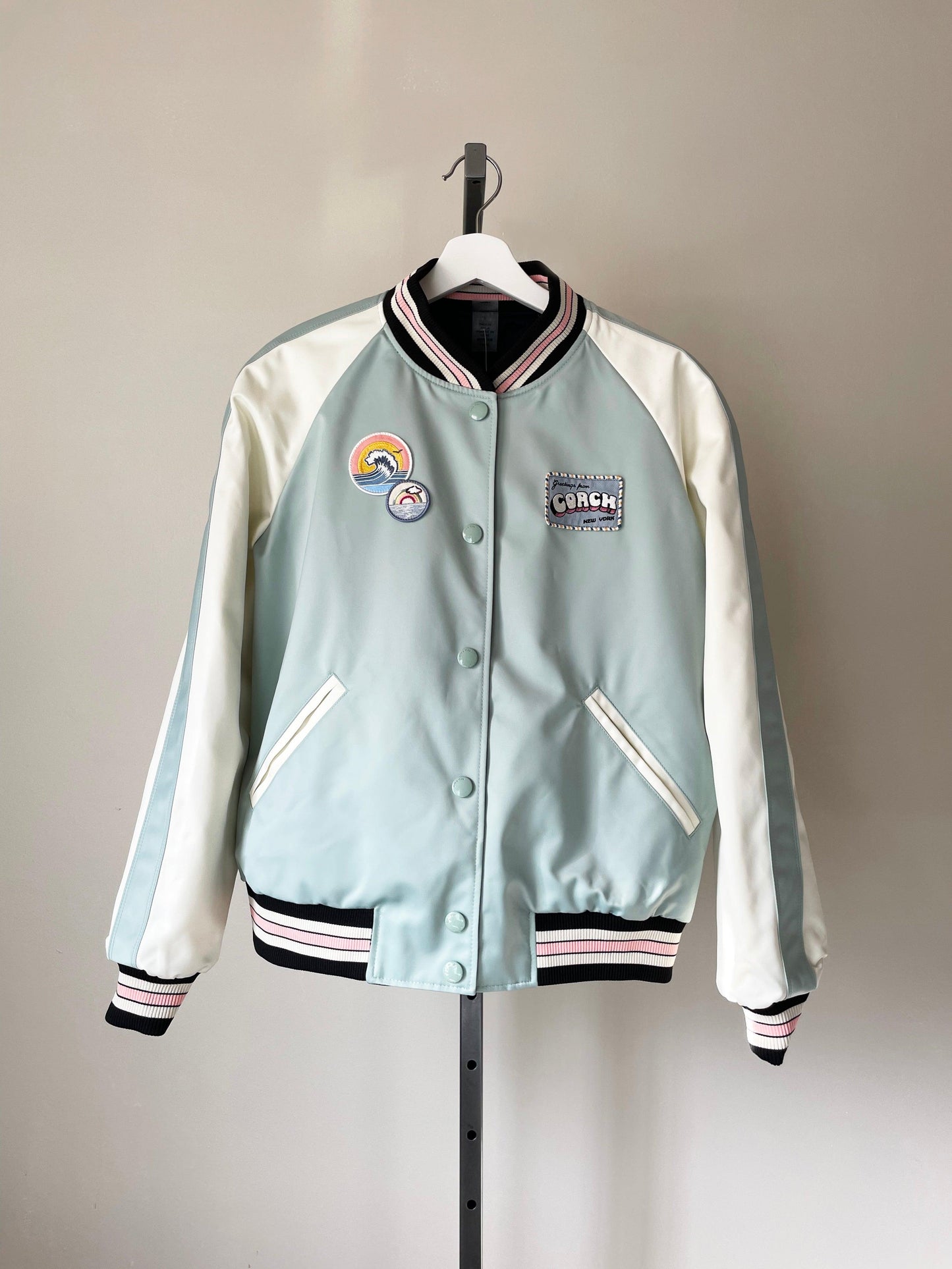 Coach - Size L - Second Nature Boutique
