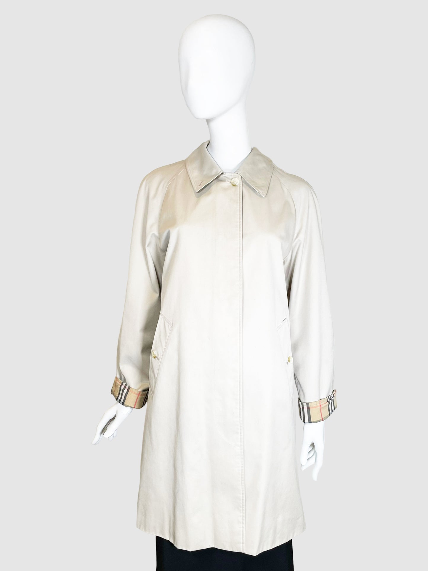 Burberry's Trench Coat with Plaid Lining - Size S/M