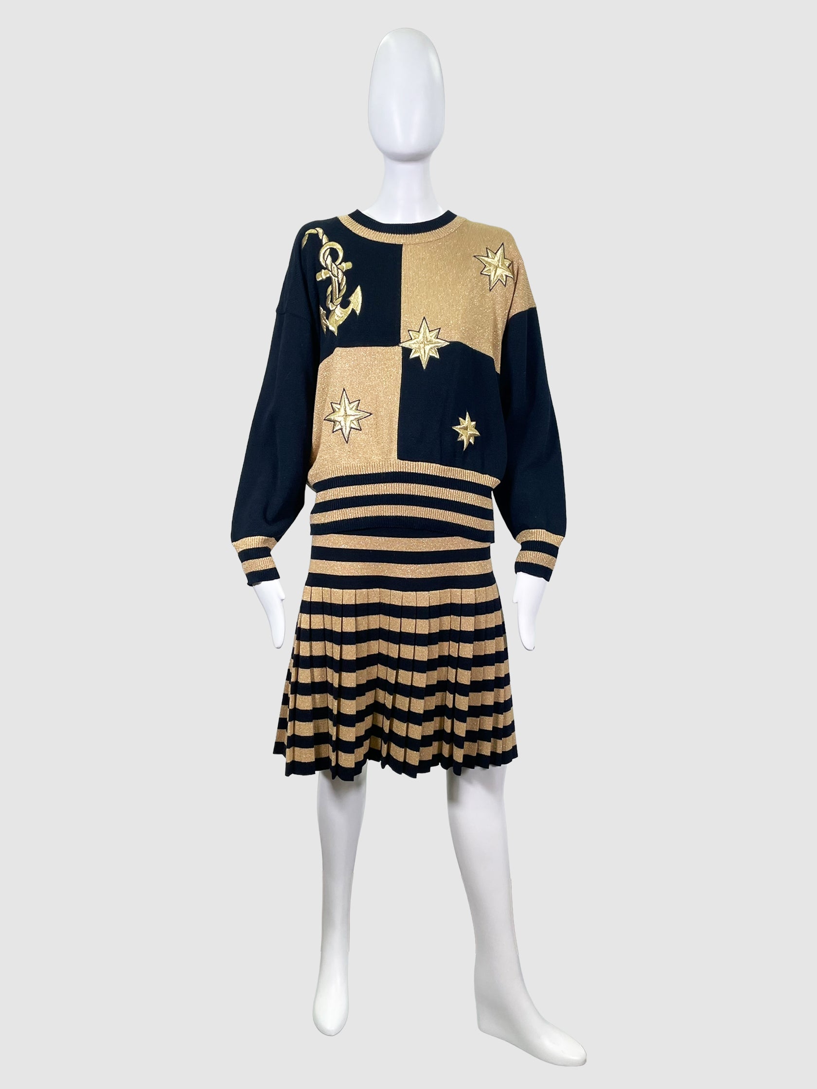 Stripe and Diamond Print 2-Piece Set - Size 40