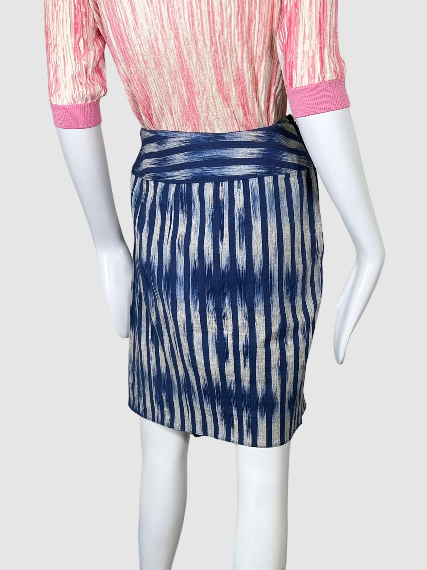 Printed Asymmetrical Mini Skirt - Size 6