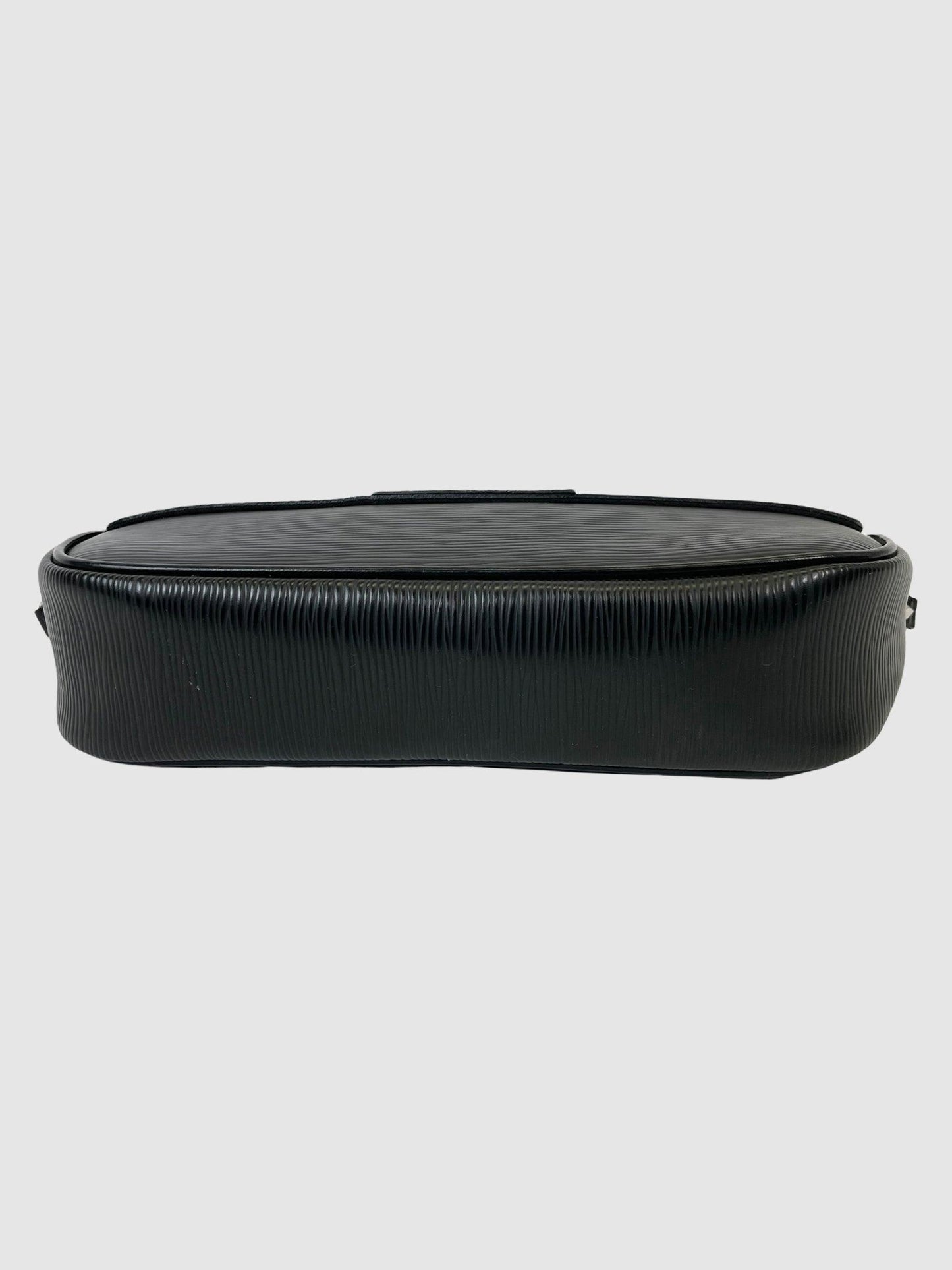 Louis Vuitton "Epi Pochette Montaigne" - Second Nature Boutique