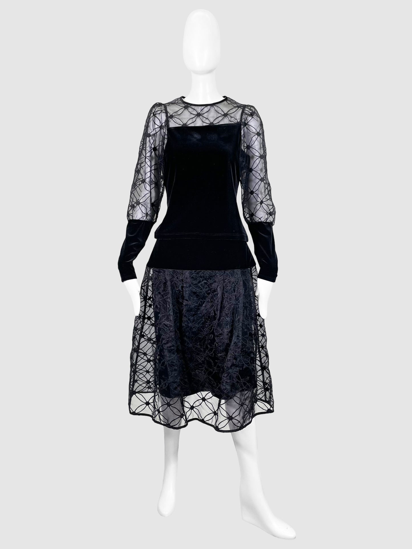 Velvet and Mesh 3-Piece Set - Size 42