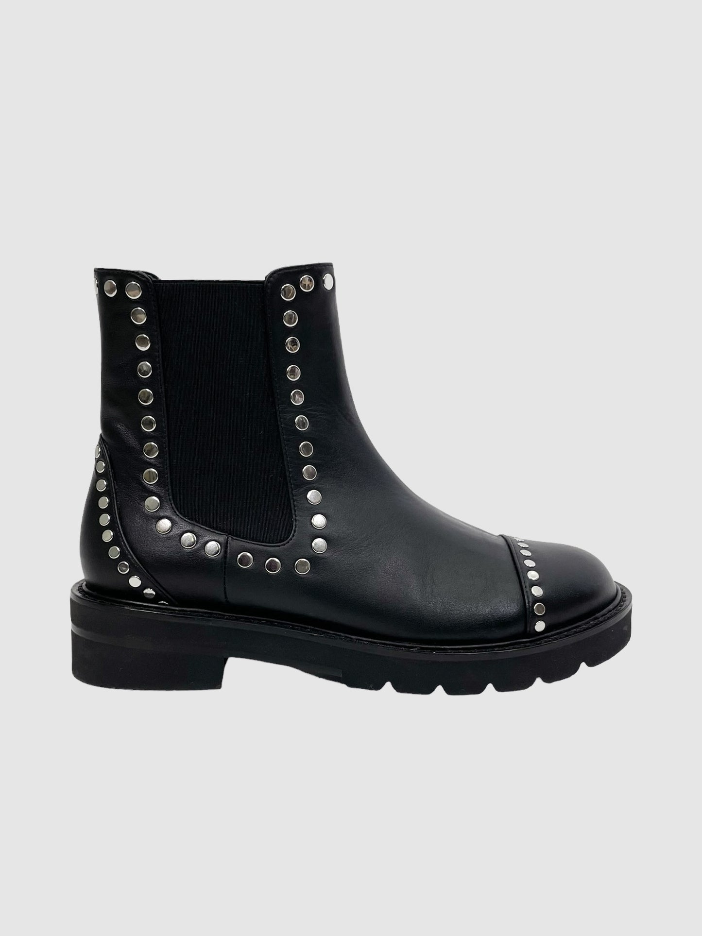 Stuart Weitzman - Size 7
