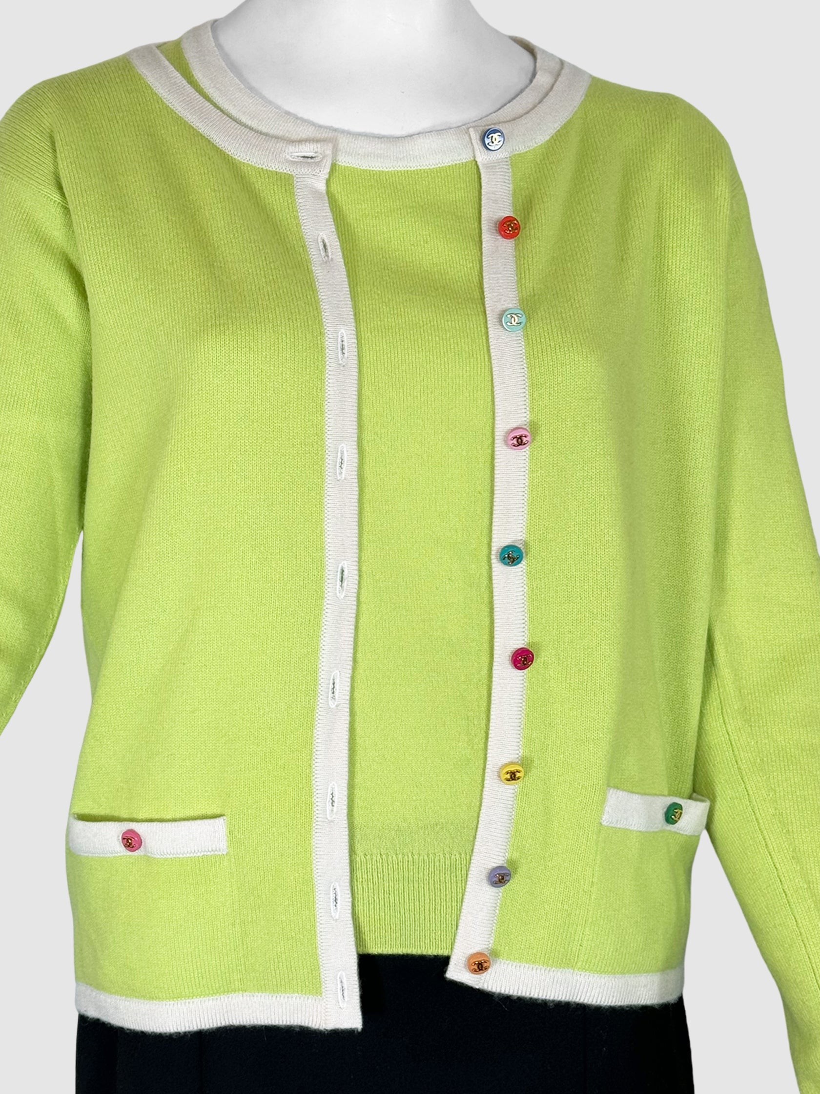 Cashmere Shirt and Cardigan 2-Piece Set - Size 42