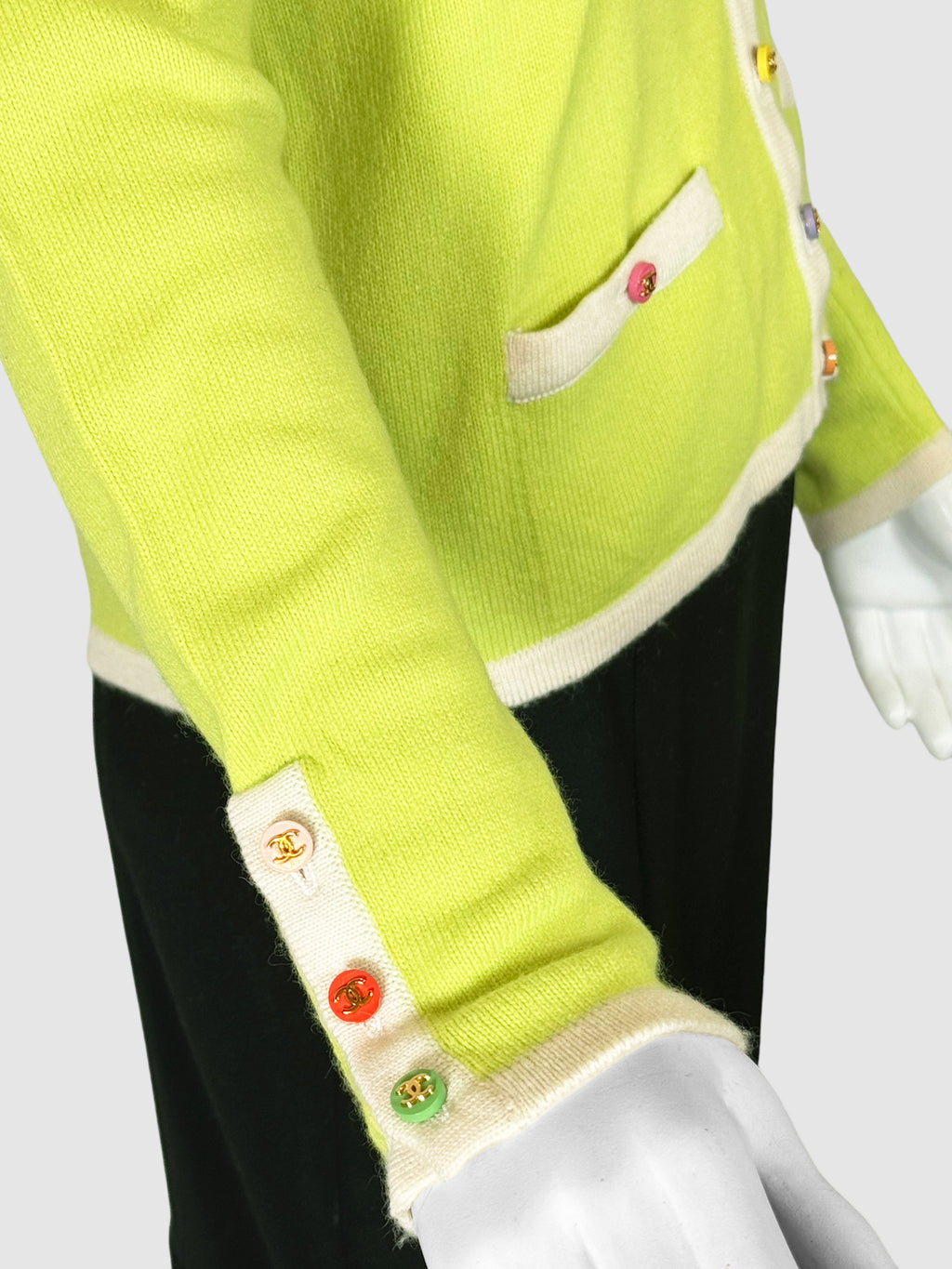 Cashmere Shirt and Cardigan 2-Piece Set - Size 42