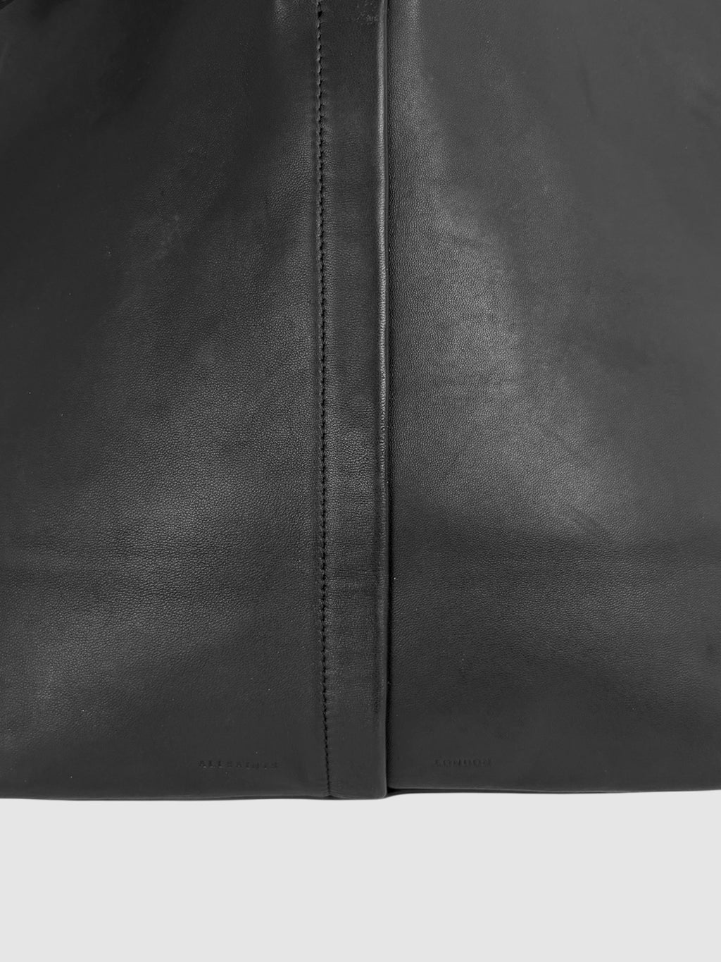 Ara East/West Tote