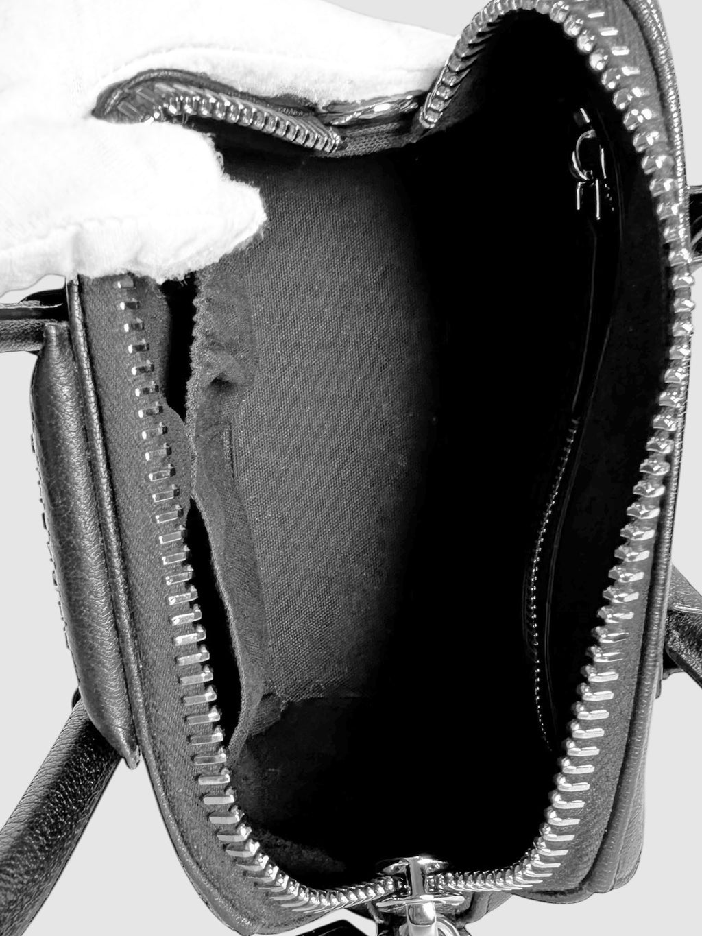 Mini Antigona Handle Bag