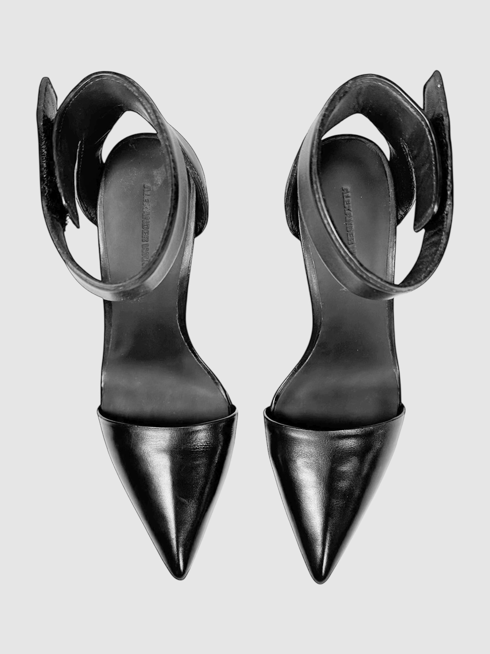 Leather Liya Pumps