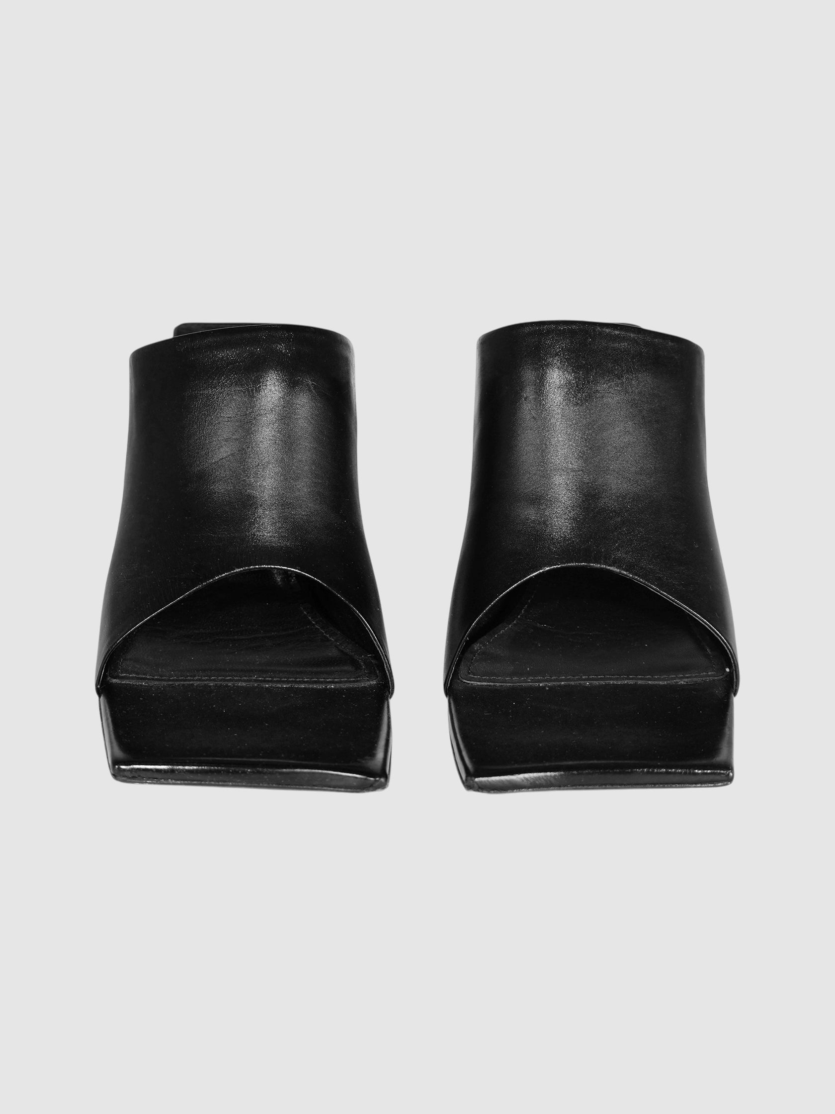 Leather Moon Pumps
