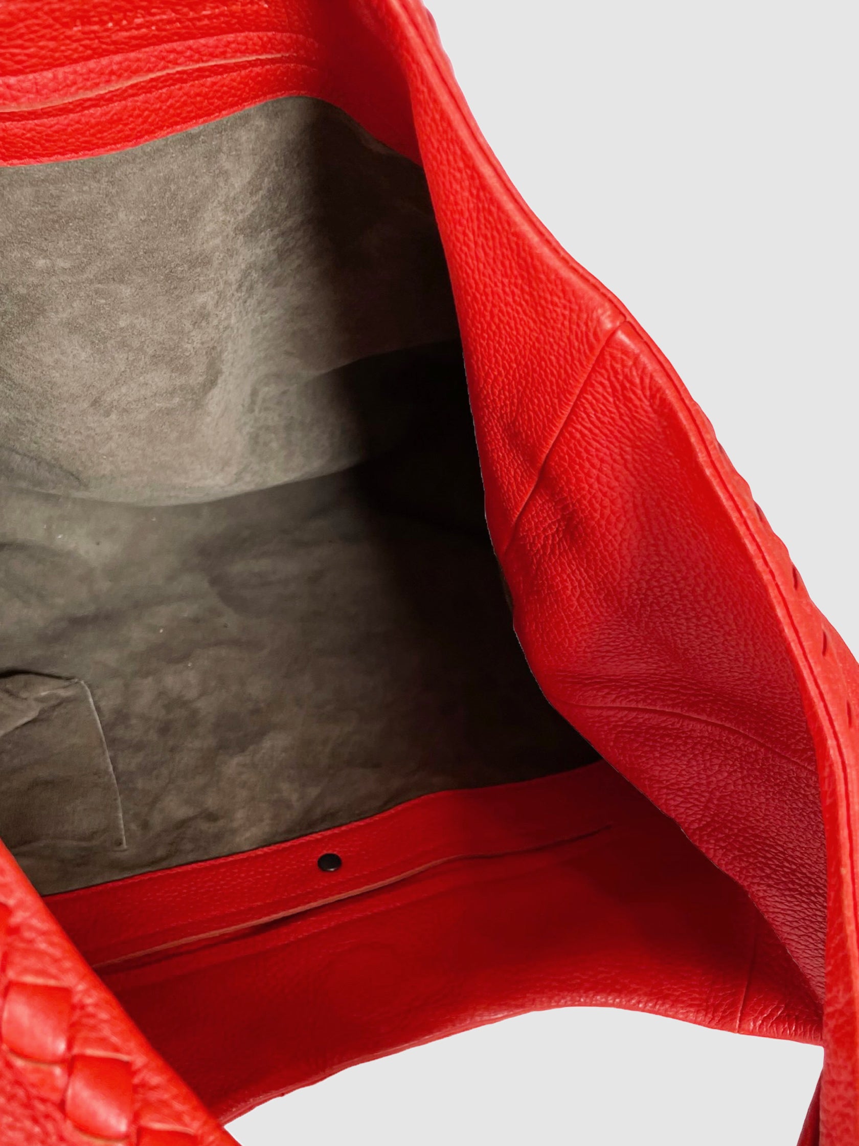 Intrecciato Mallow Cervo Hobo Bag