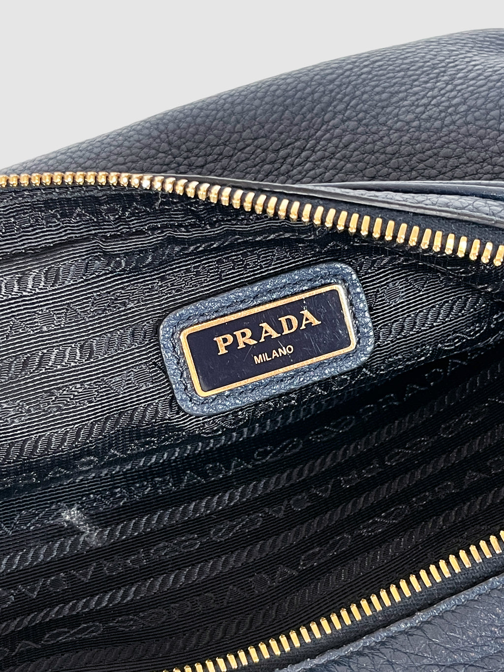 Vitello Daino Double Zip Camera Bag
