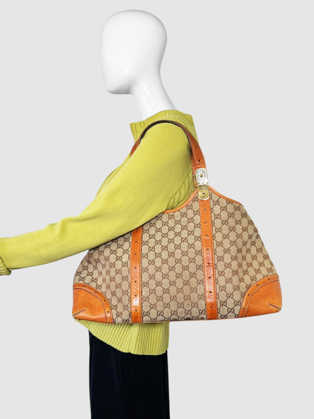 Large Horsebit Glam Shoulder Bag