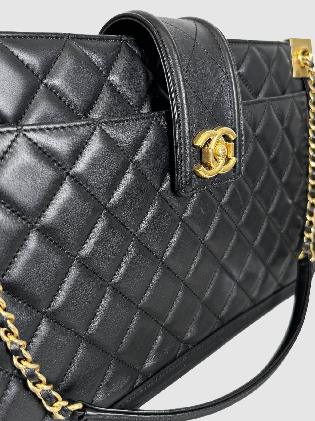 Elegant CC Quilted Tote