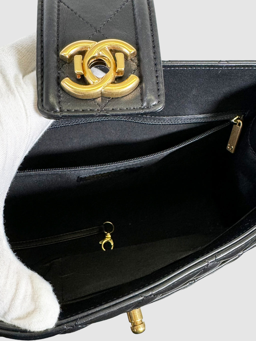 Elegant CC Quilted Tote